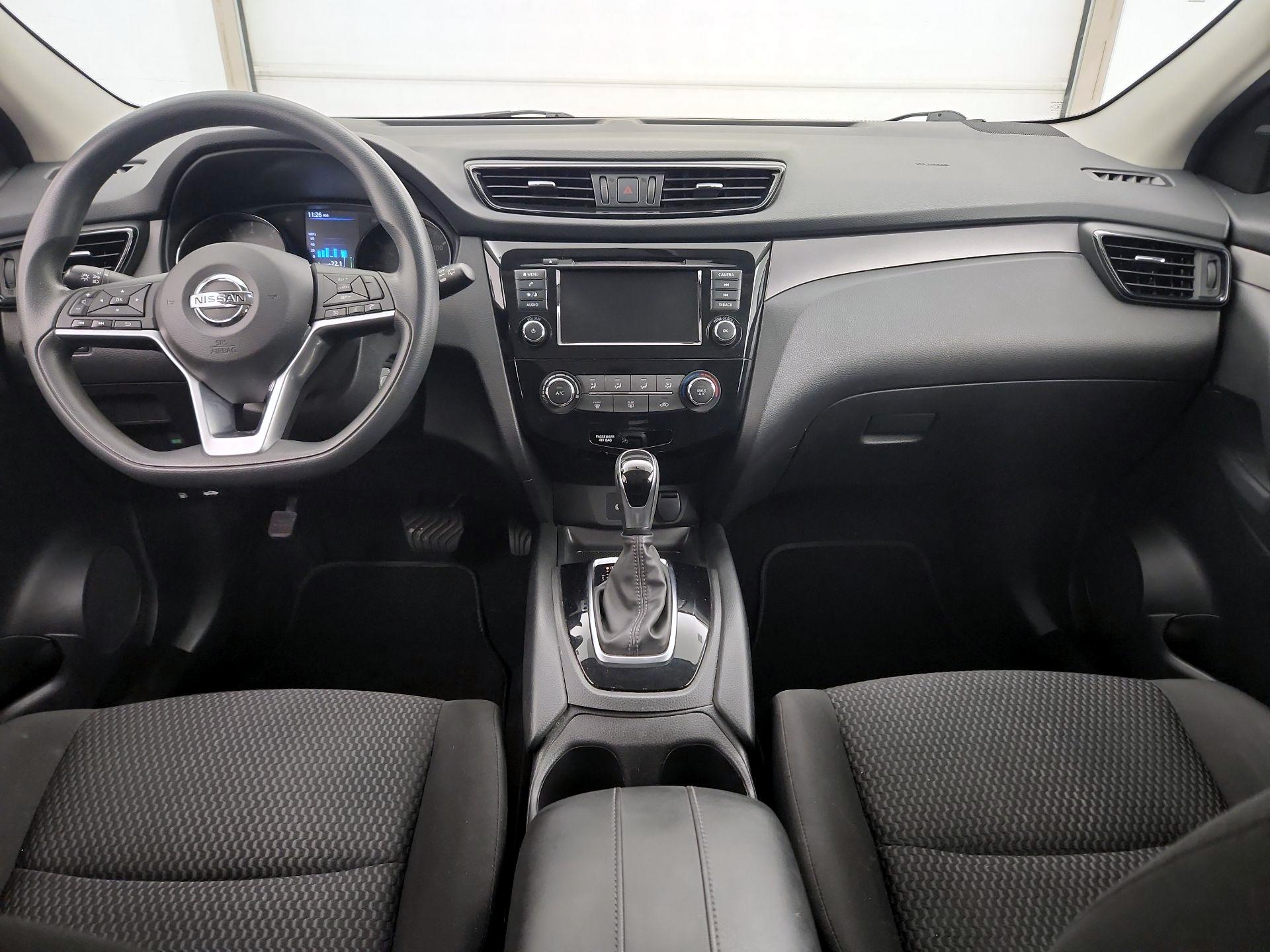 Thumbnail: 2019 Nissan Rogue Sport - 9