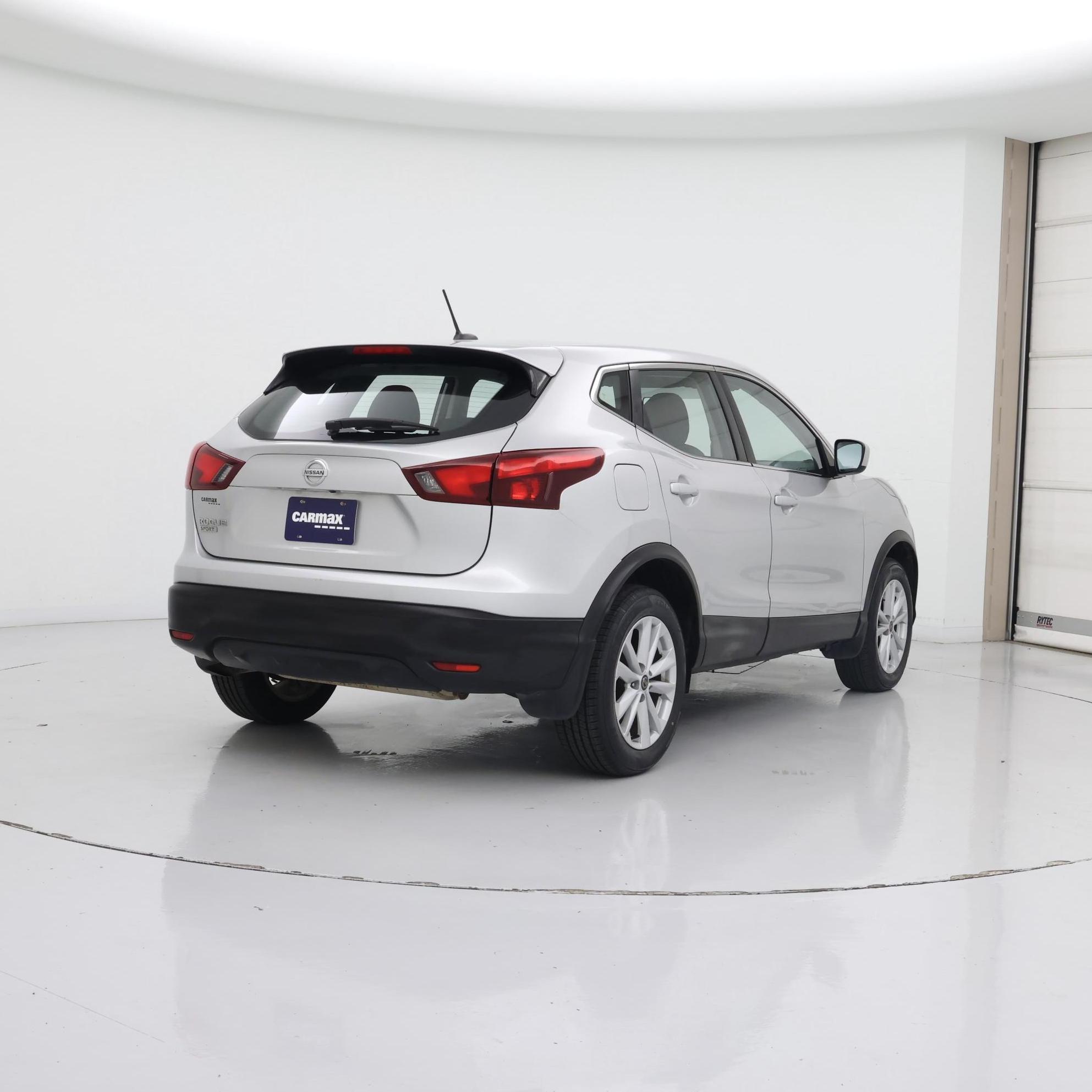 Thumbnail: 2019 Nissan Rogue Sport - 8