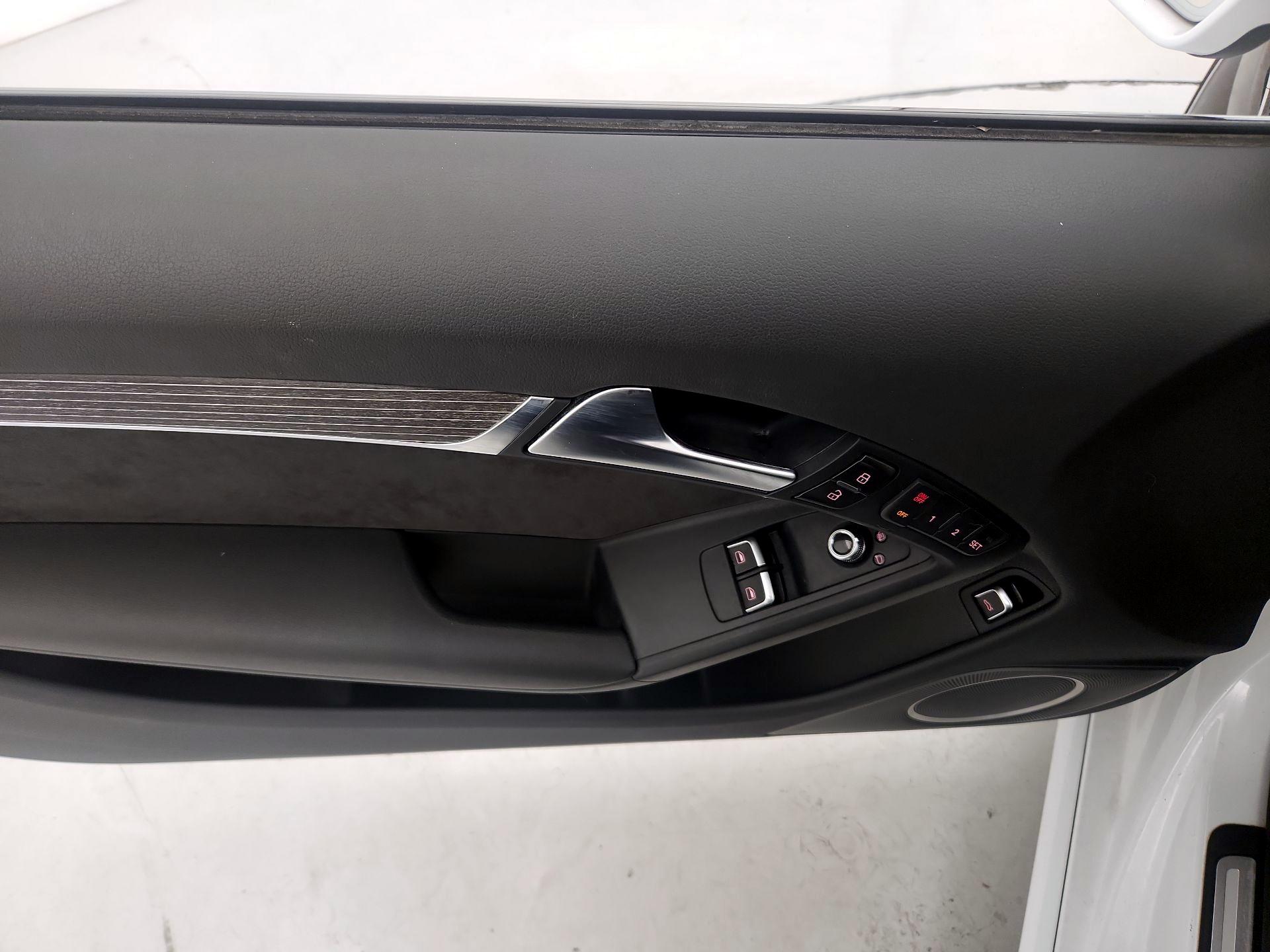 Thumbnail: 2015 Audi S5 - 12