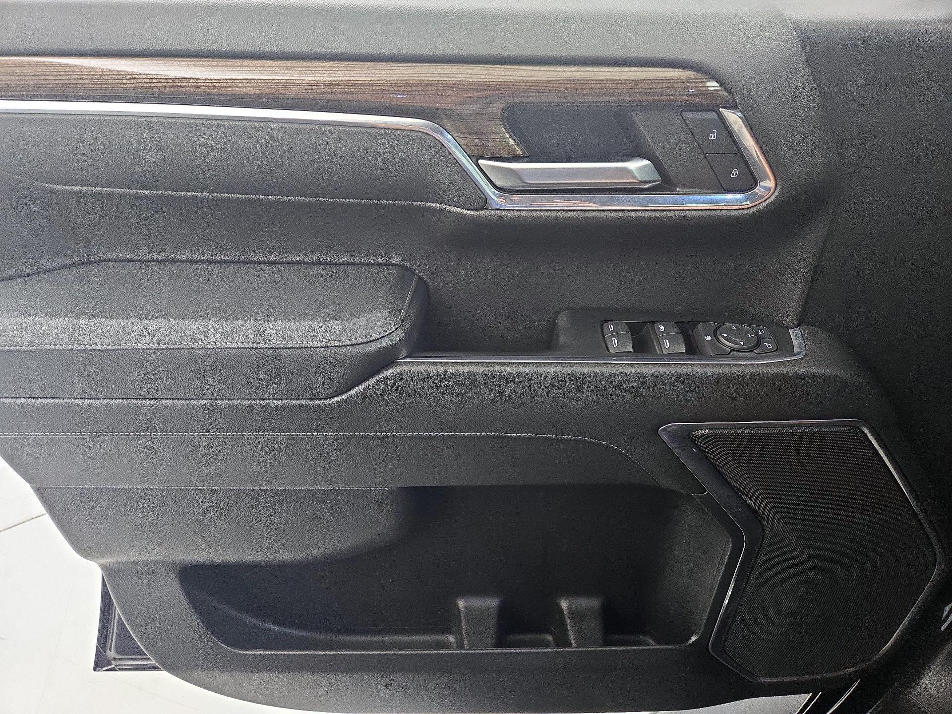 Thumbnail: 2023 Chevrolet Silverado 1500 - 12