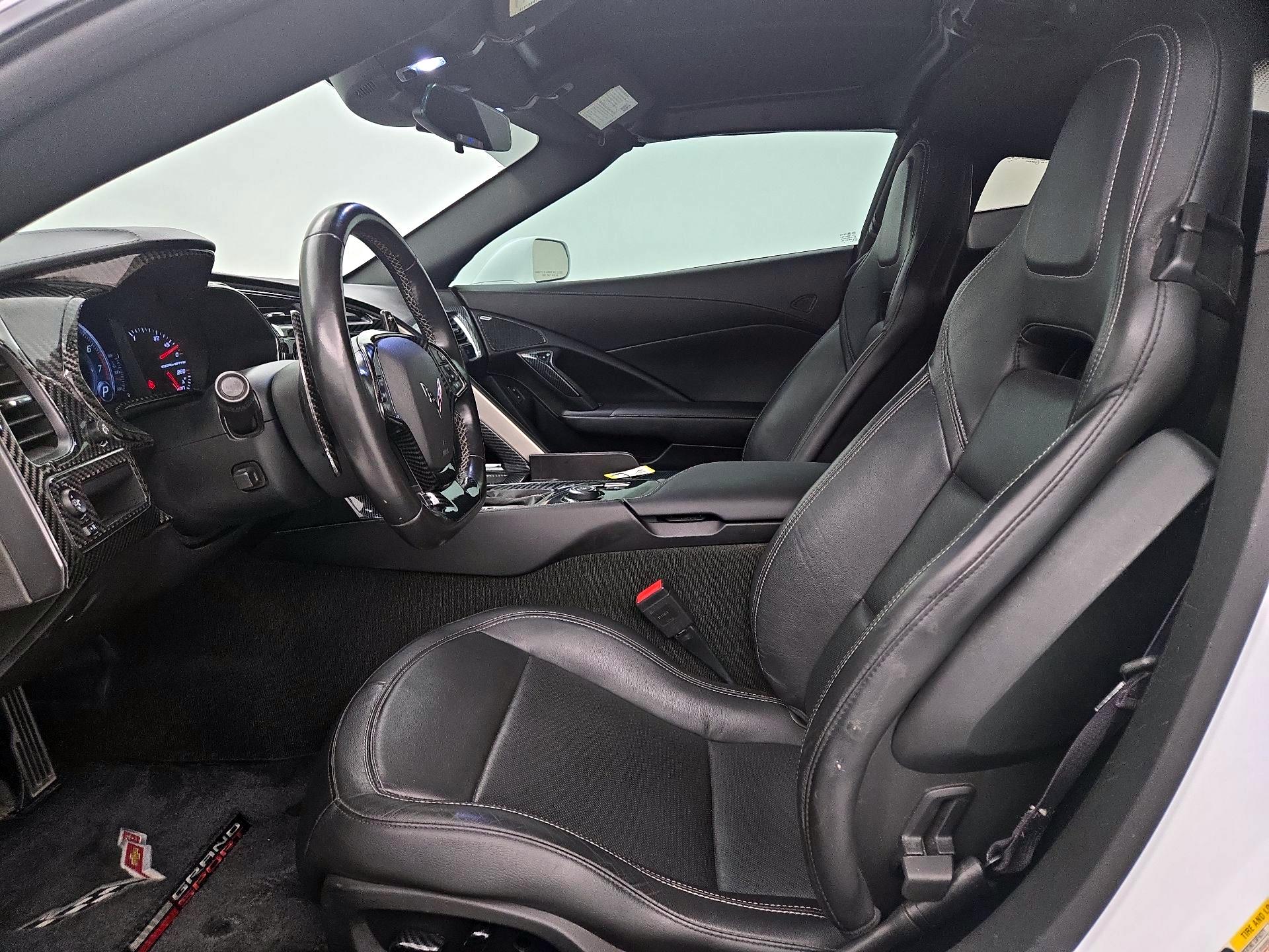 Thumbnail: 2017 Chevrolet Corvette - 11