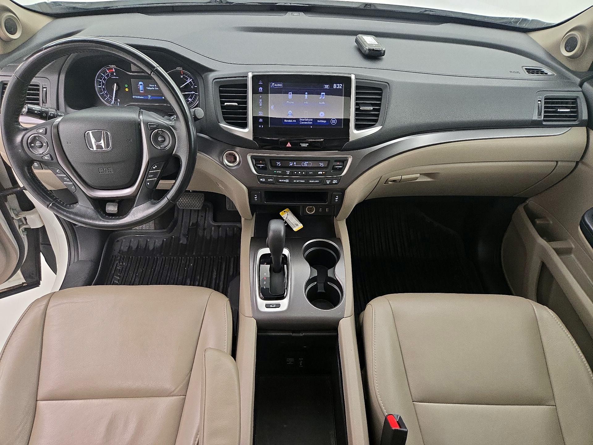 Thumbnail: 2018 Honda Pilot - 9