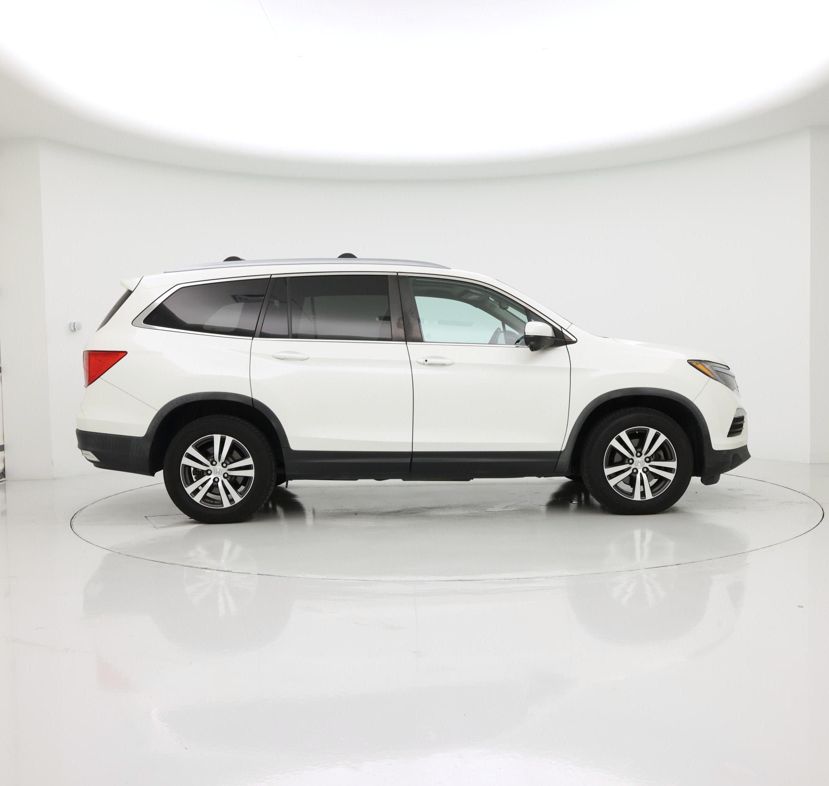 Thumbnail: 2018 Honda Pilot - 7