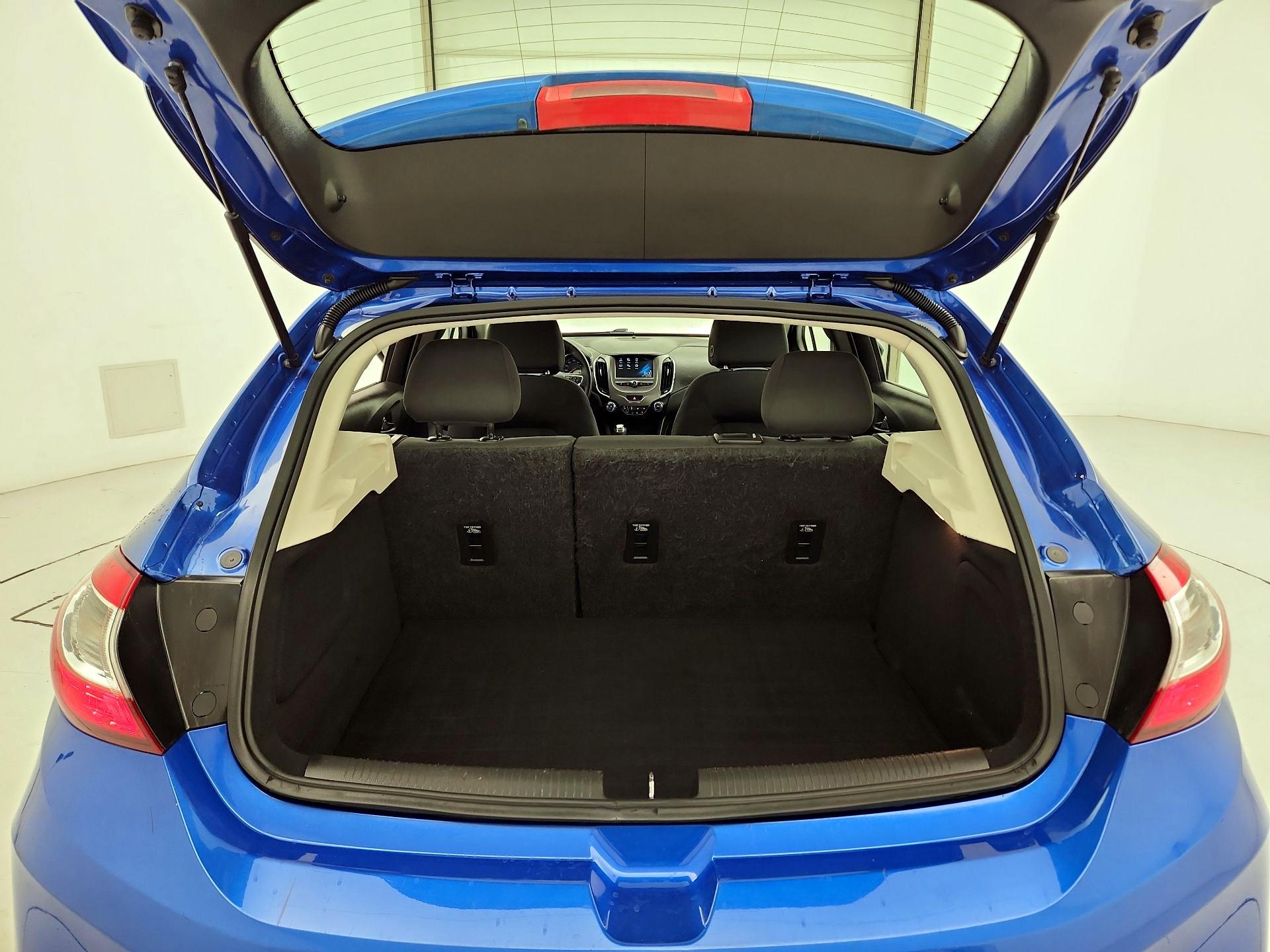 Thumbnail: 2018 Chevrolet Cruze - 20