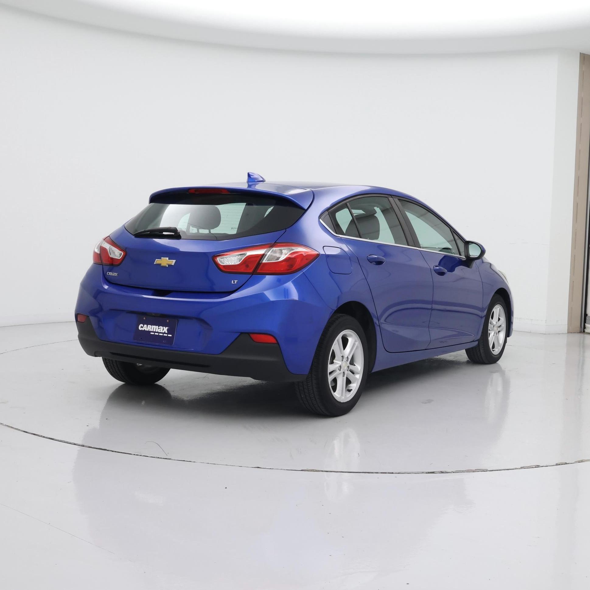 Thumbnail: 2018 Chevrolet Cruze - 8