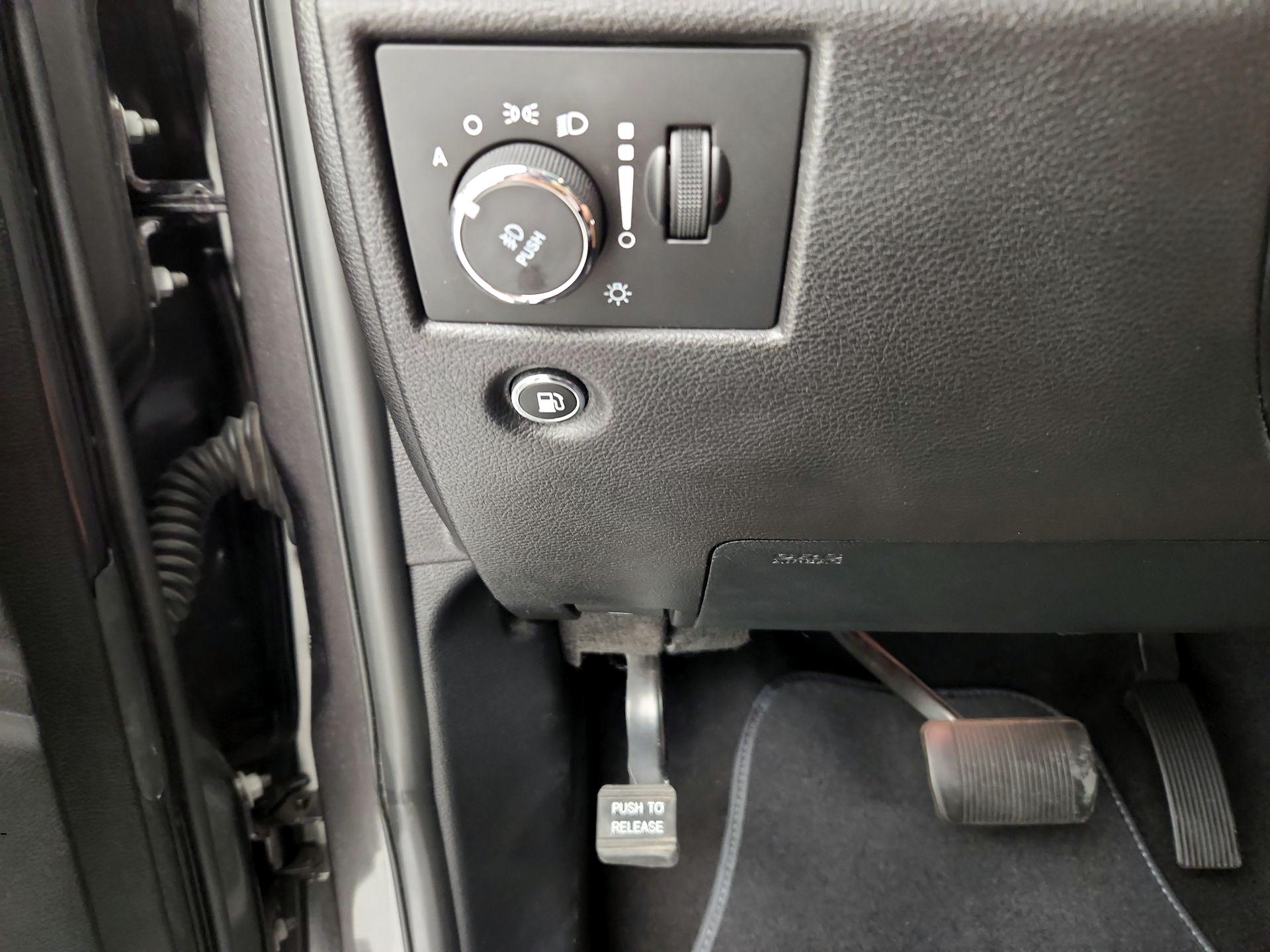 Thumbnail: 2019 Jeep Grand Cherokee - 13