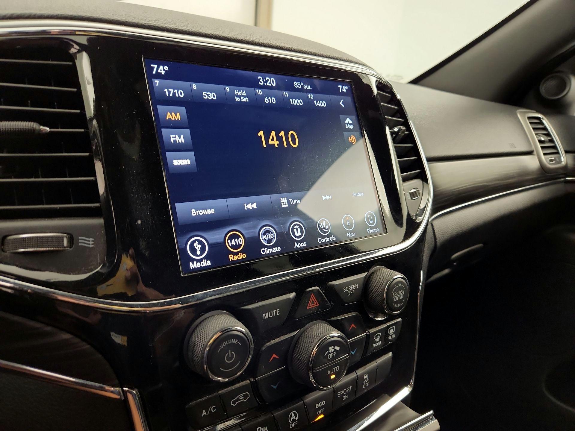 Thumbnail: 2019 Jeep Grand Cherokee - 16