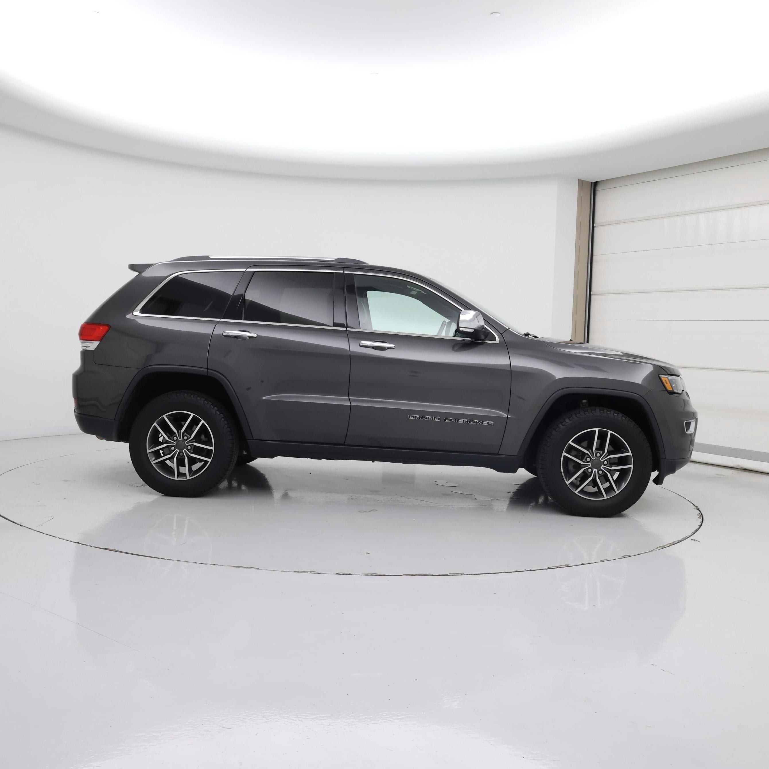 Thumbnail: 2019 Jeep Grand Cherokee - 7