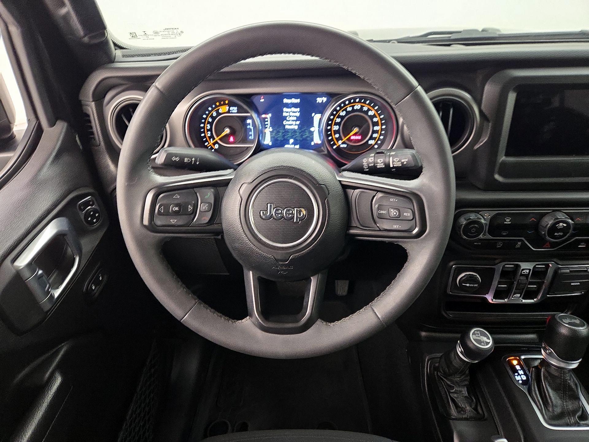 Thumbnail: 2023 Jeep Wrangler - 10