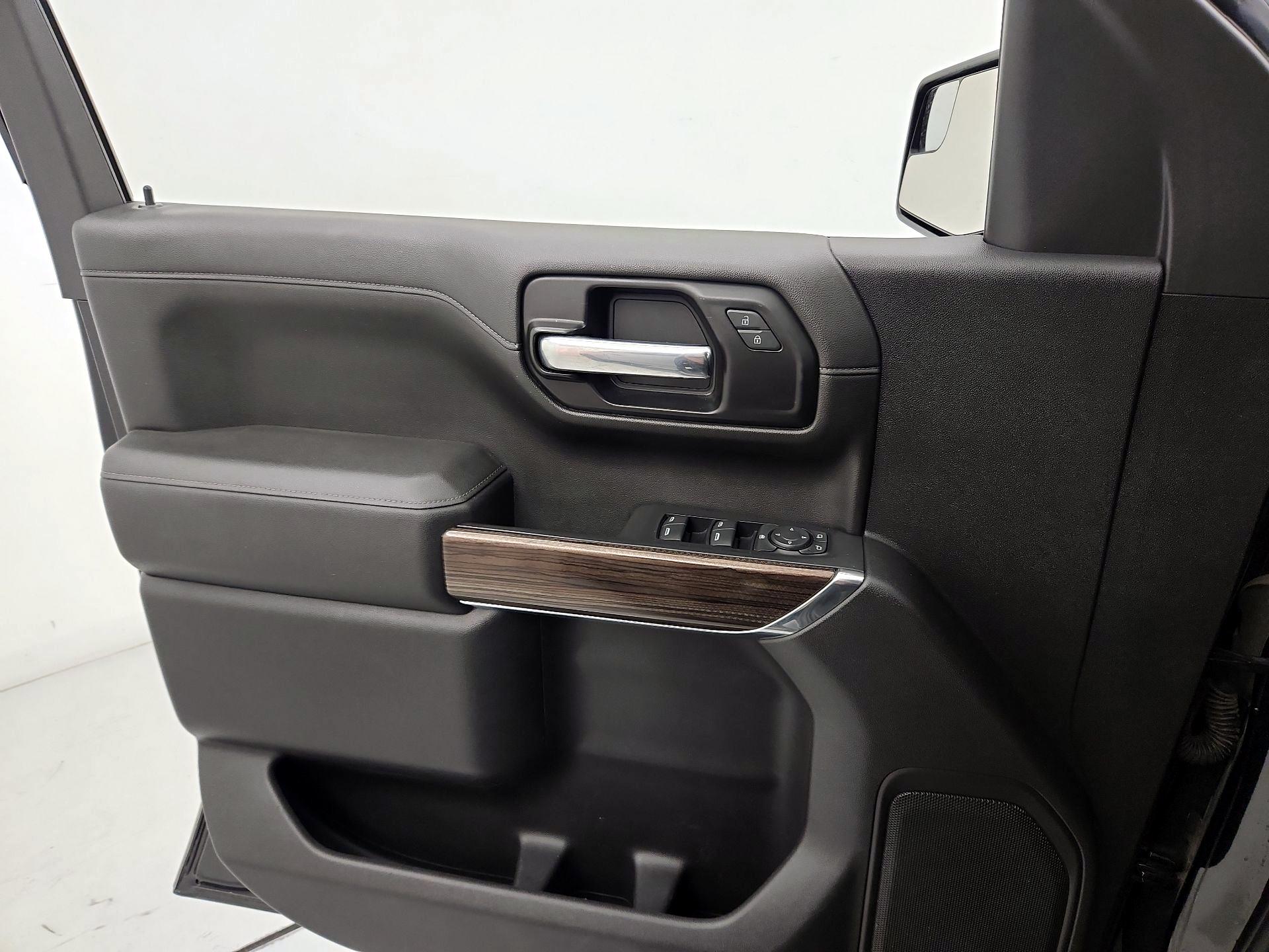 Thumbnail: 2021 Chevrolet Silverado 1500 - 12