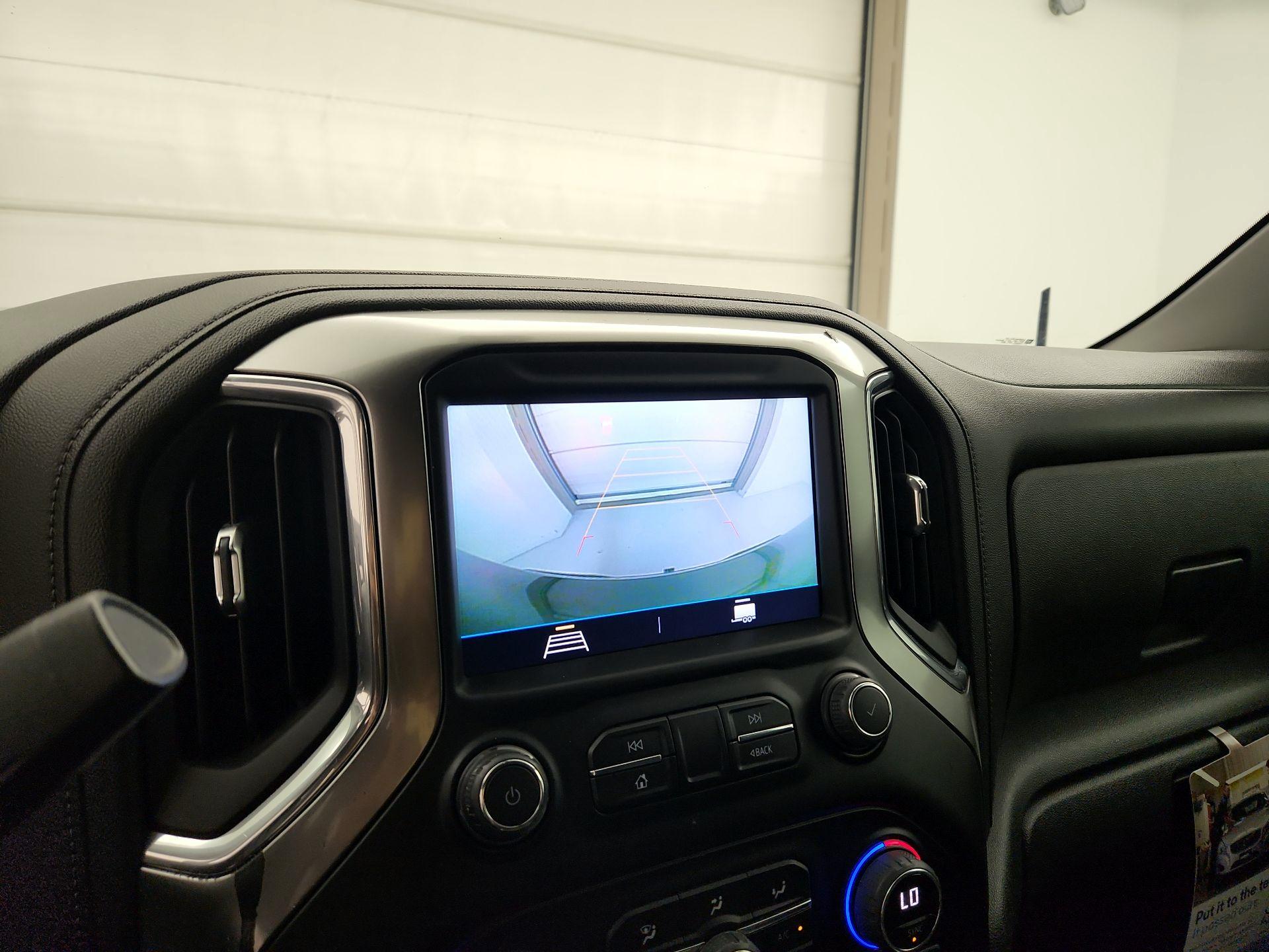 Thumbnail: 2021 Chevrolet Silverado 1500 - 14