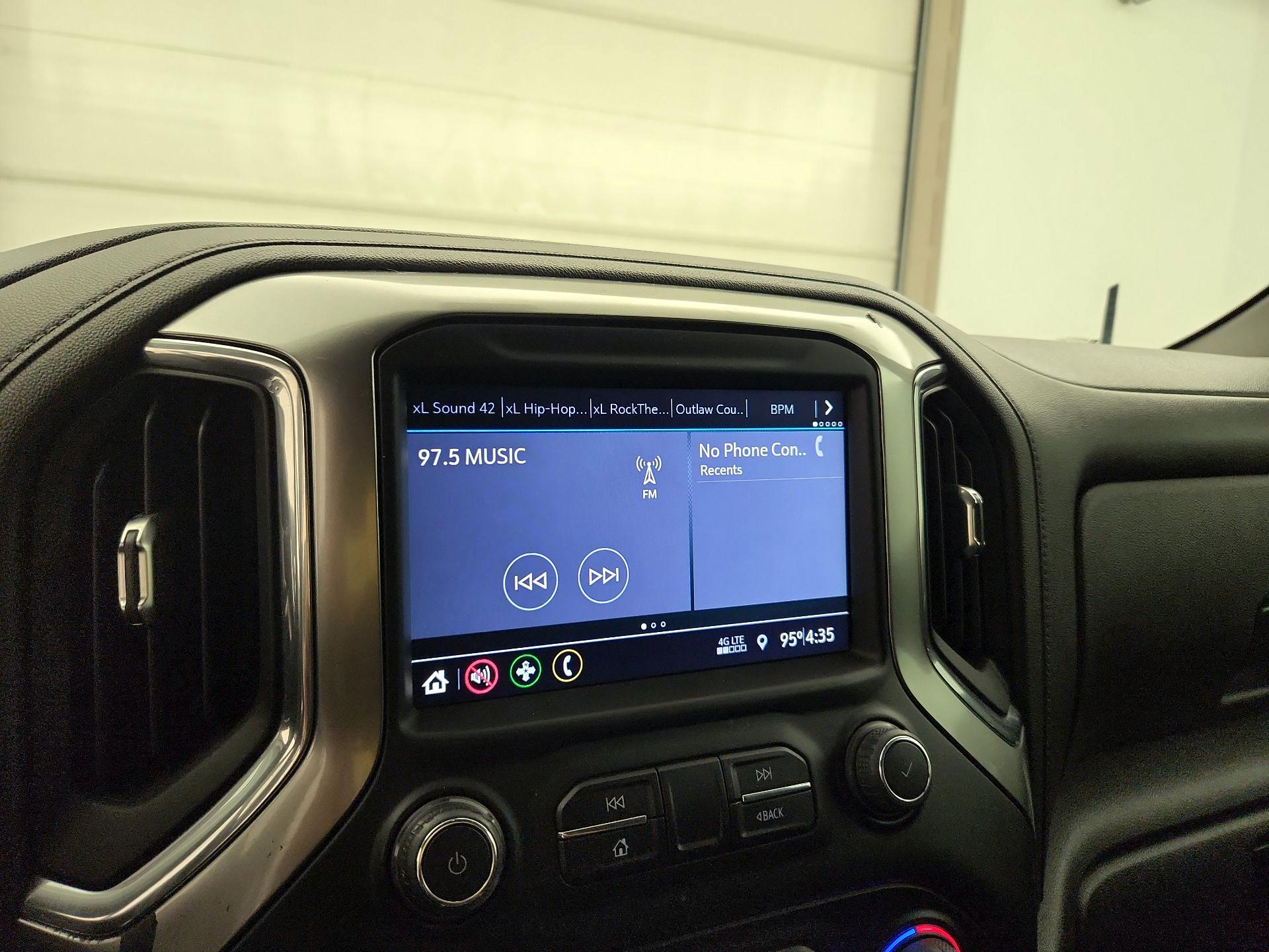 Thumbnail: 2021 Chevrolet Silverado 1500 - 15