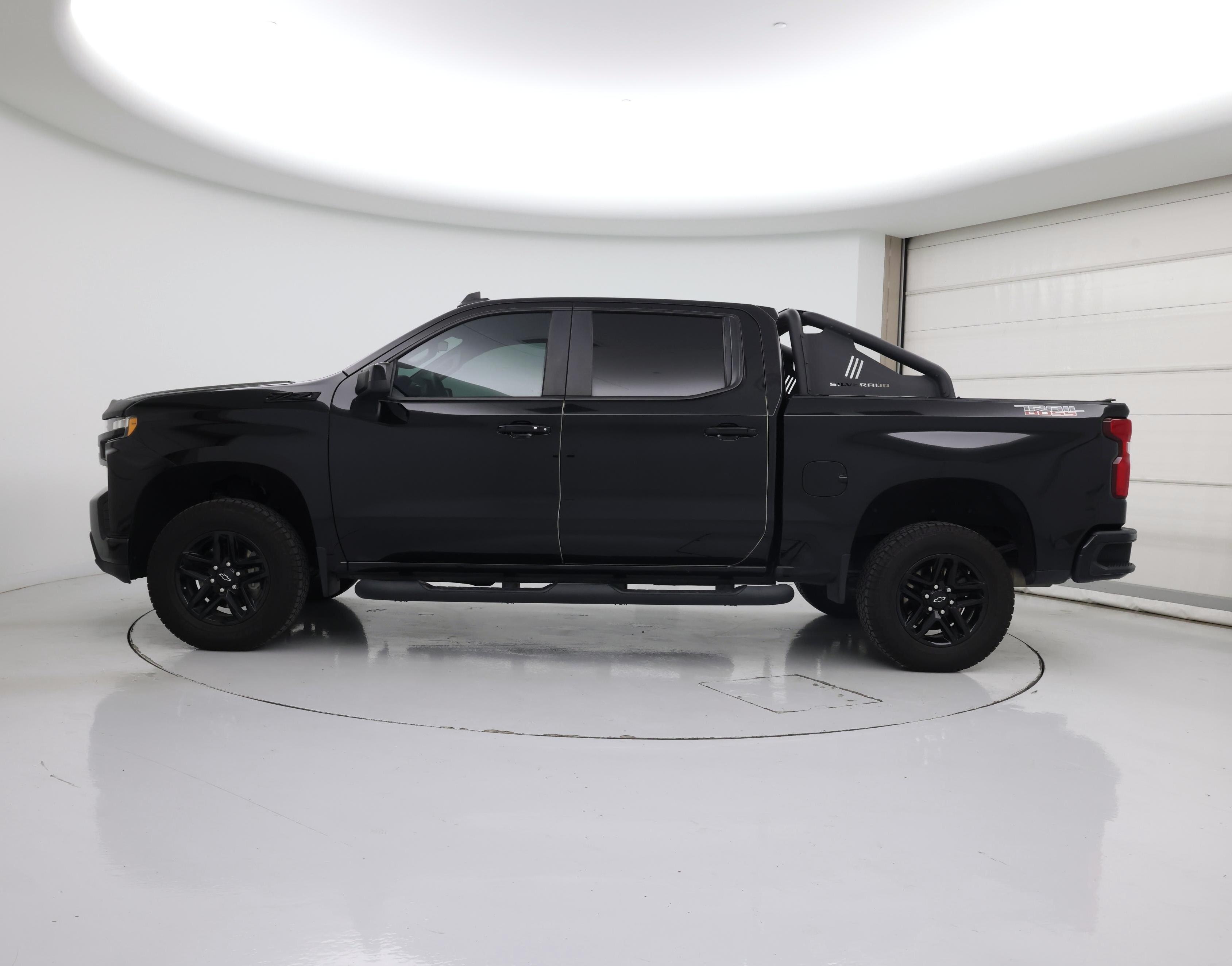 Thumbnail: 2021 Chevrolet Silverado 1500 - 3