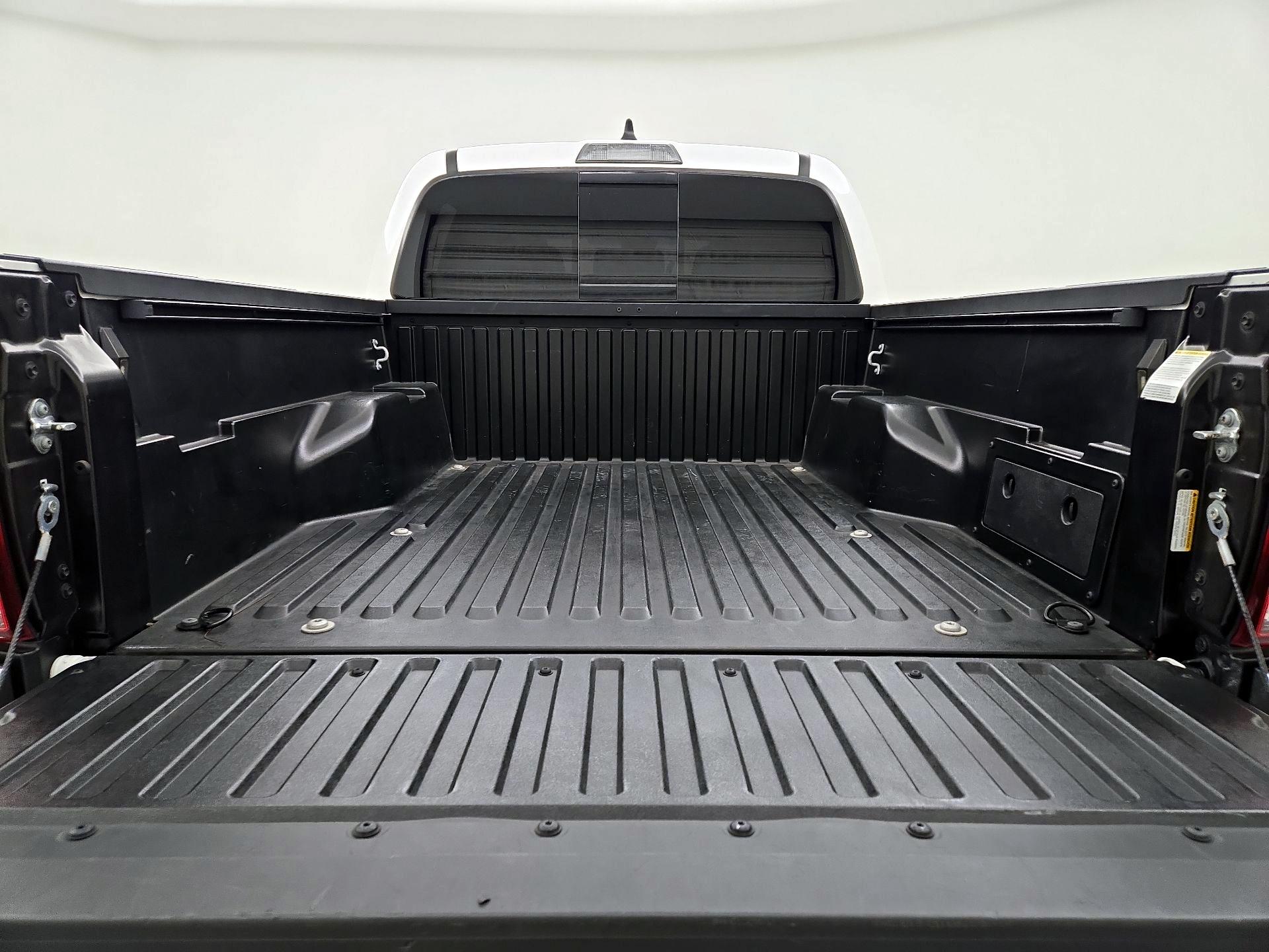 Thumbnail: 2023 Toyota Tacoma - 20