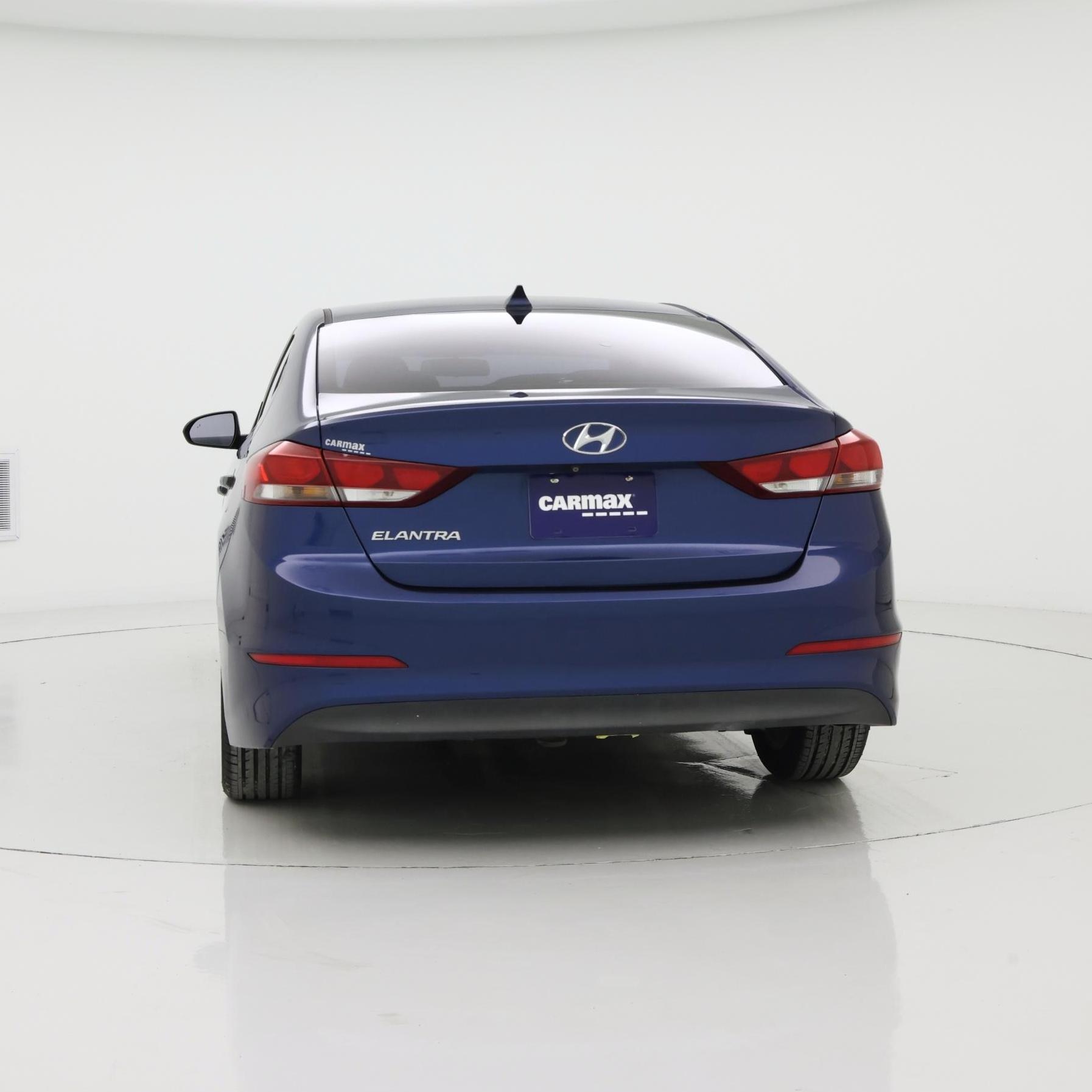 Thumbnail: 2017 Hyundai Elantra - 6