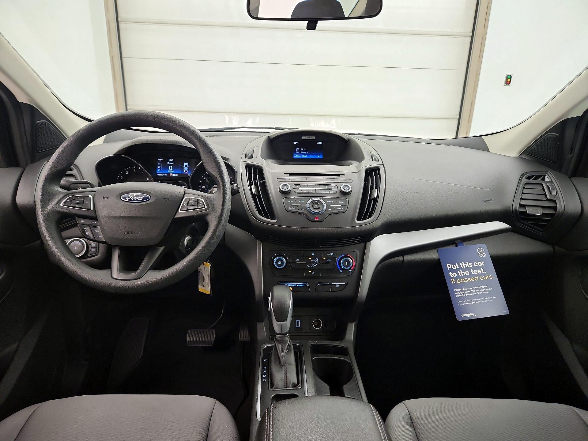 Thumbnail: 2017 Ford Escape - 9