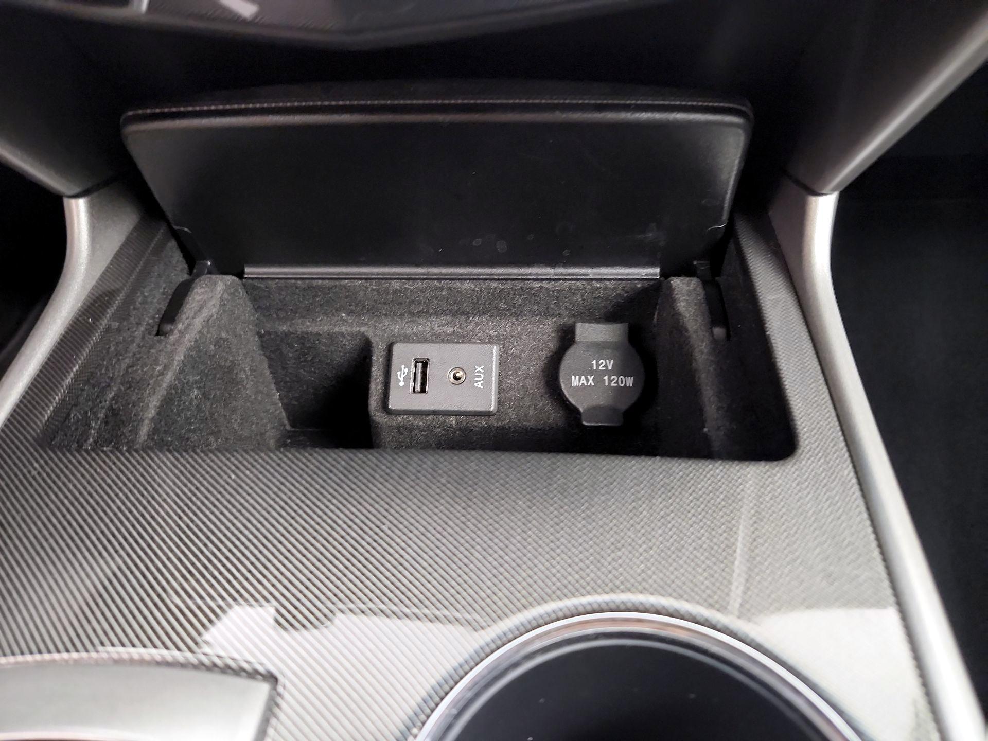 Thumbnail: 2014 Nissan Altima - 18