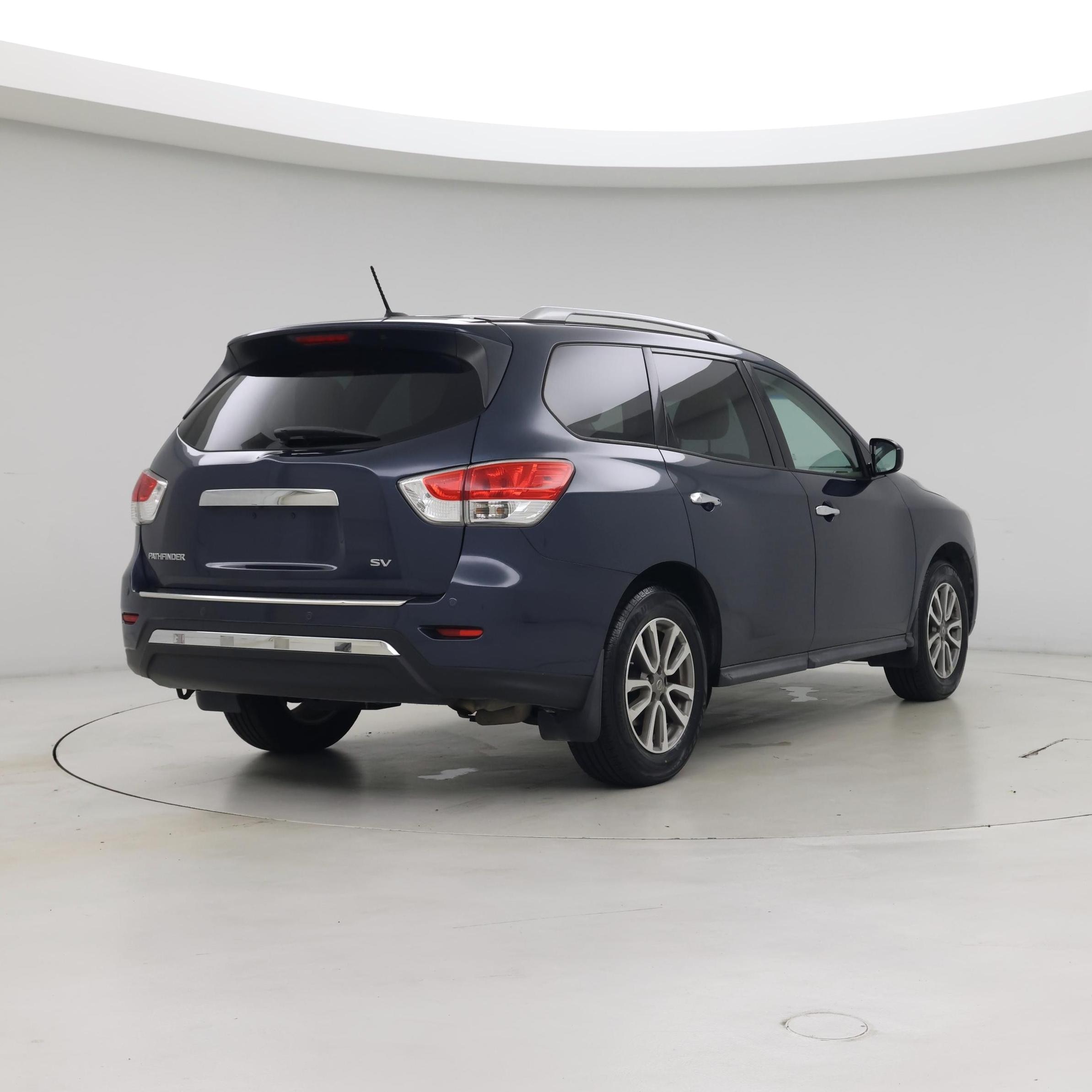 Thumbnail: 2015 Nissan Pathfinder - 8