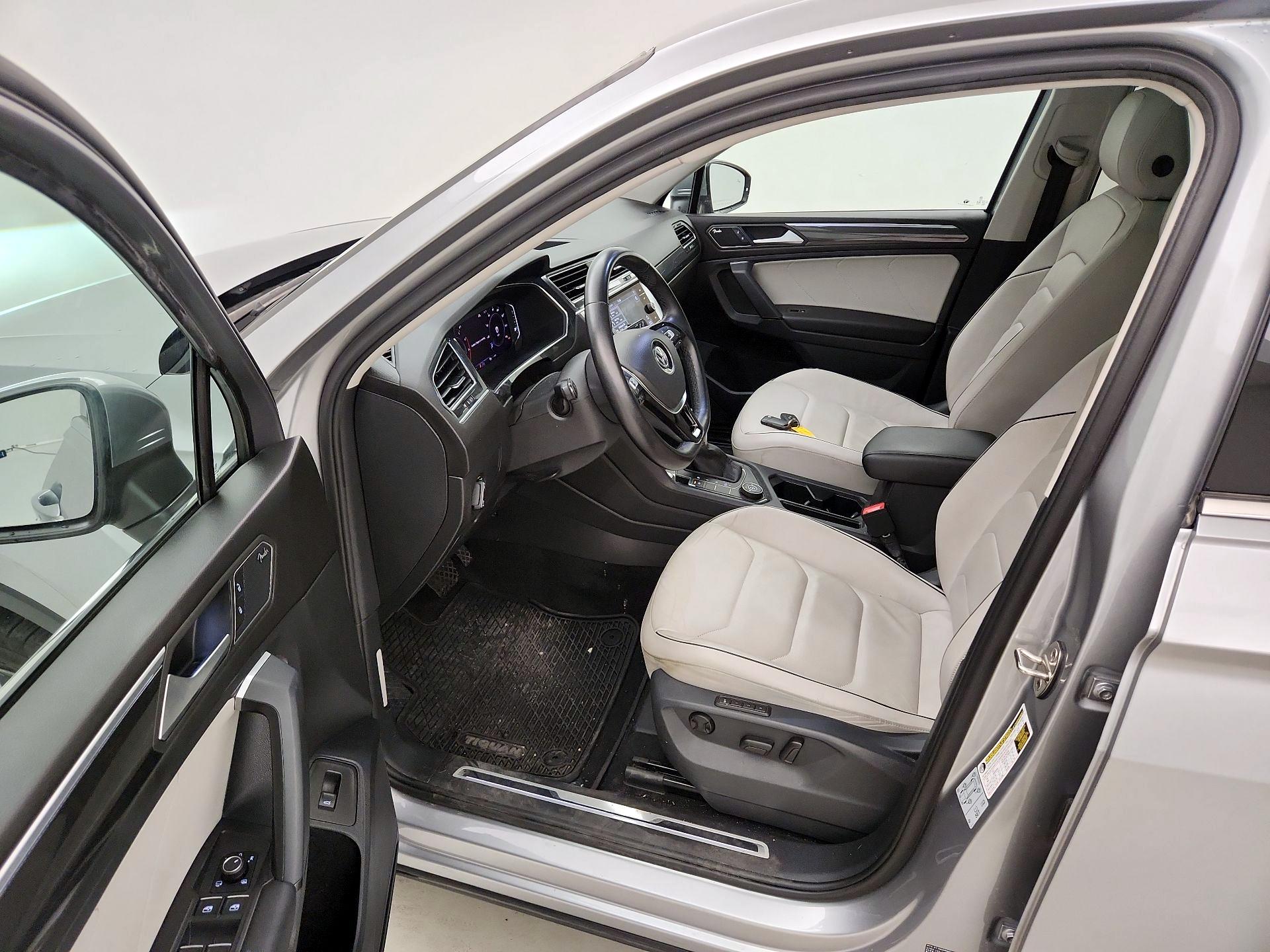 Thumbnail: 2019 Volkswagen Tiguan - 11