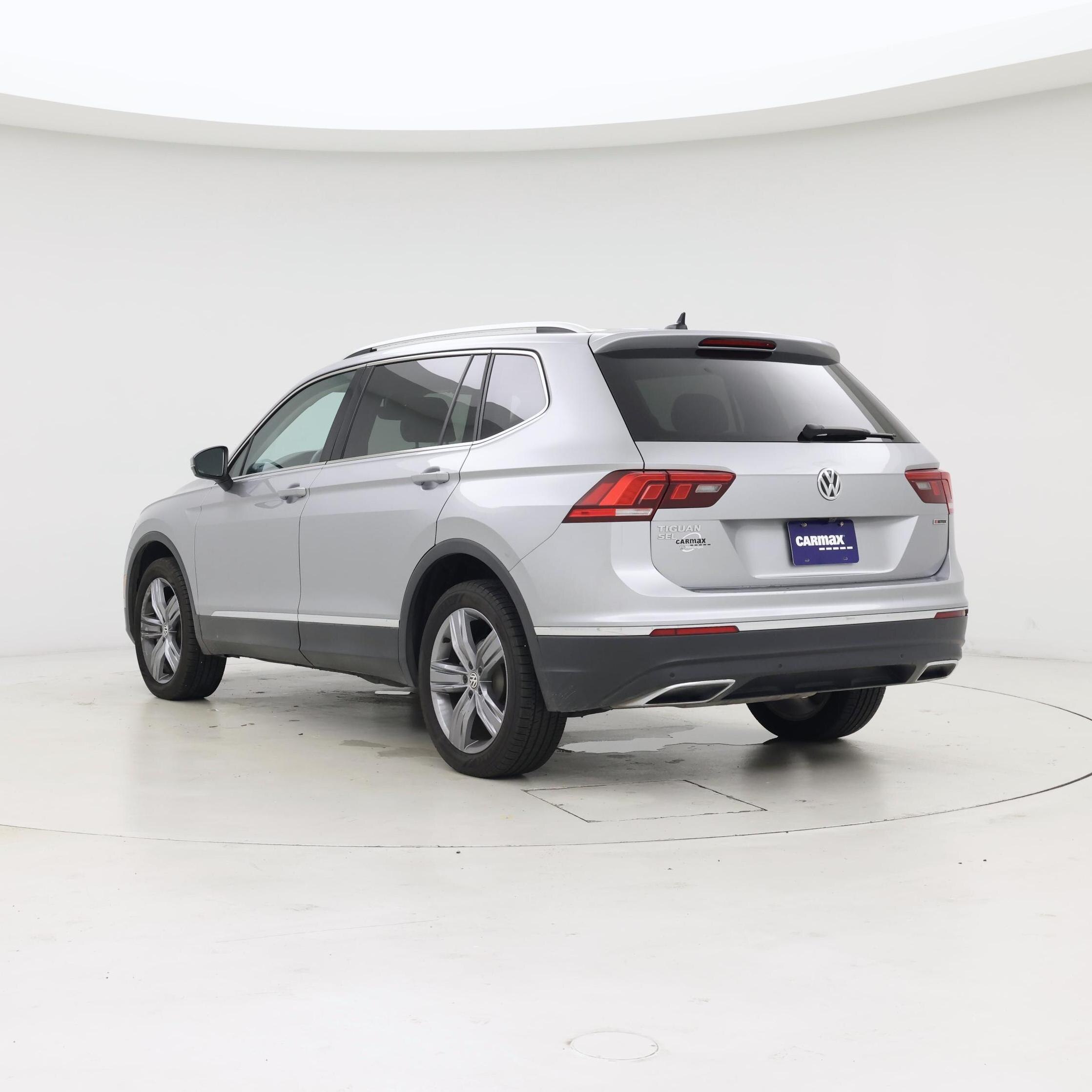 Thumbnail: 2019 Volkswagen Tiguan - 2