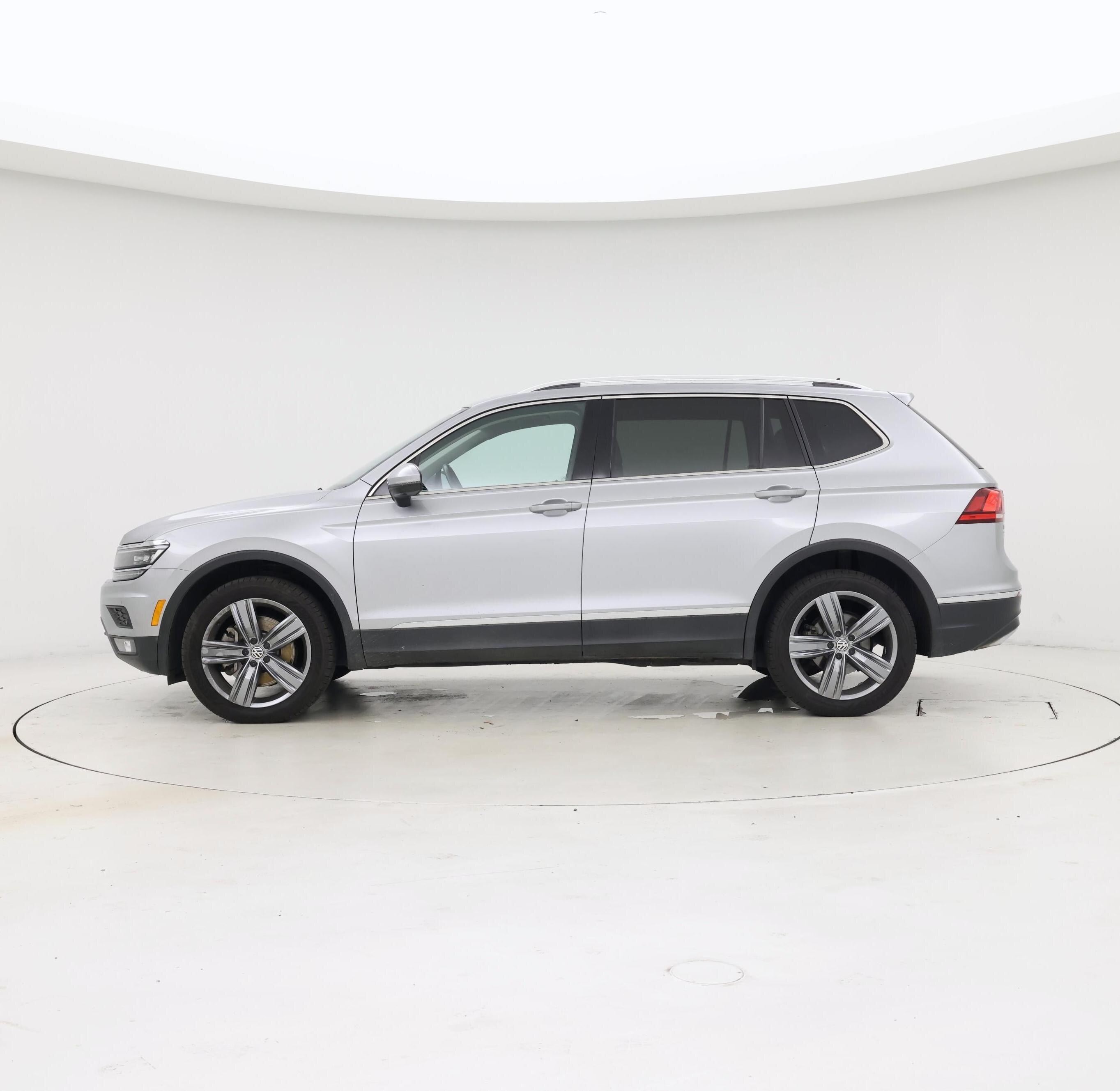 Thumbnail: 2019 Volkswagen Tiguan - 3