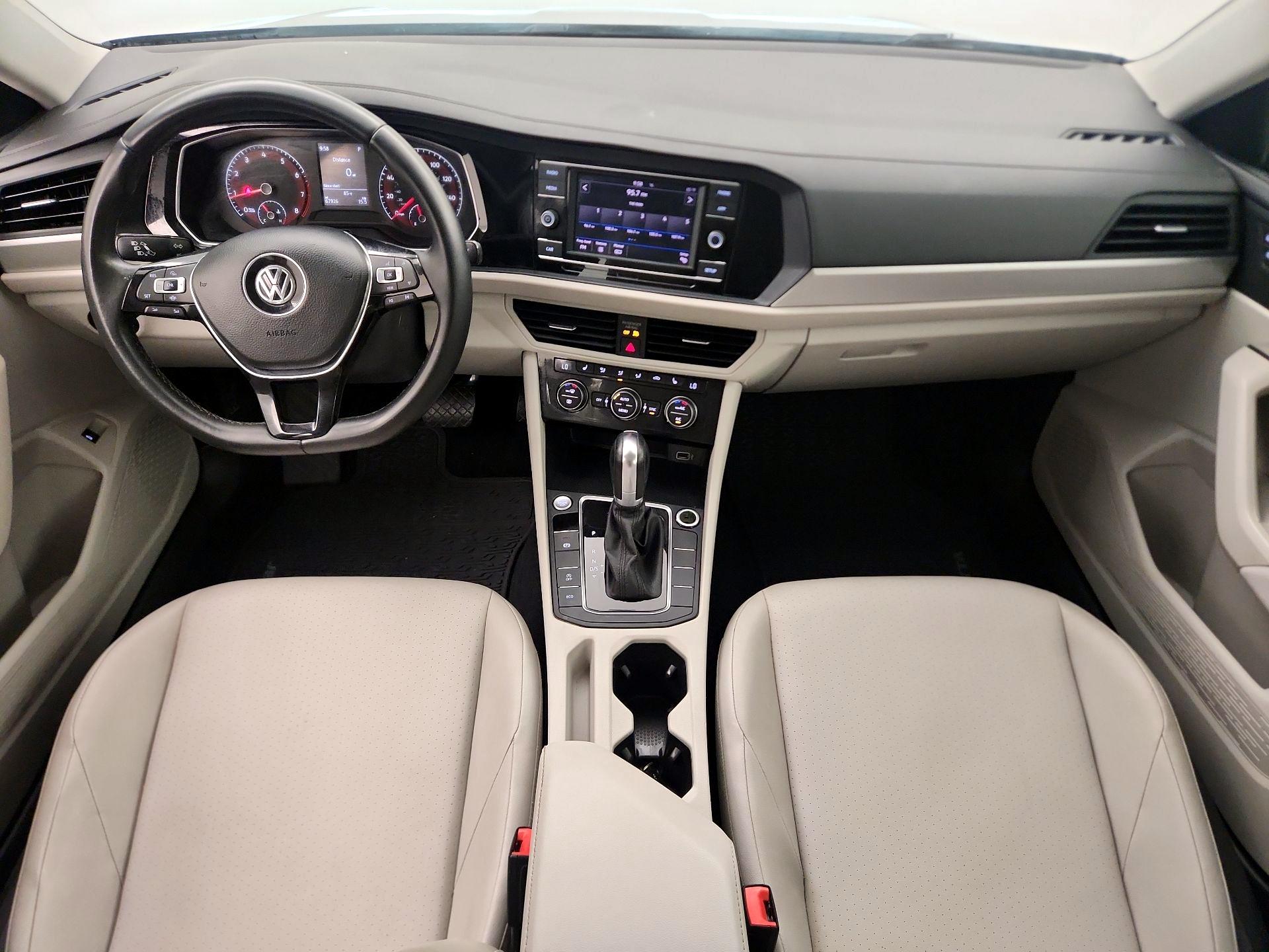 Thumbnail: 2019 Volkswagen Jetta - 9
