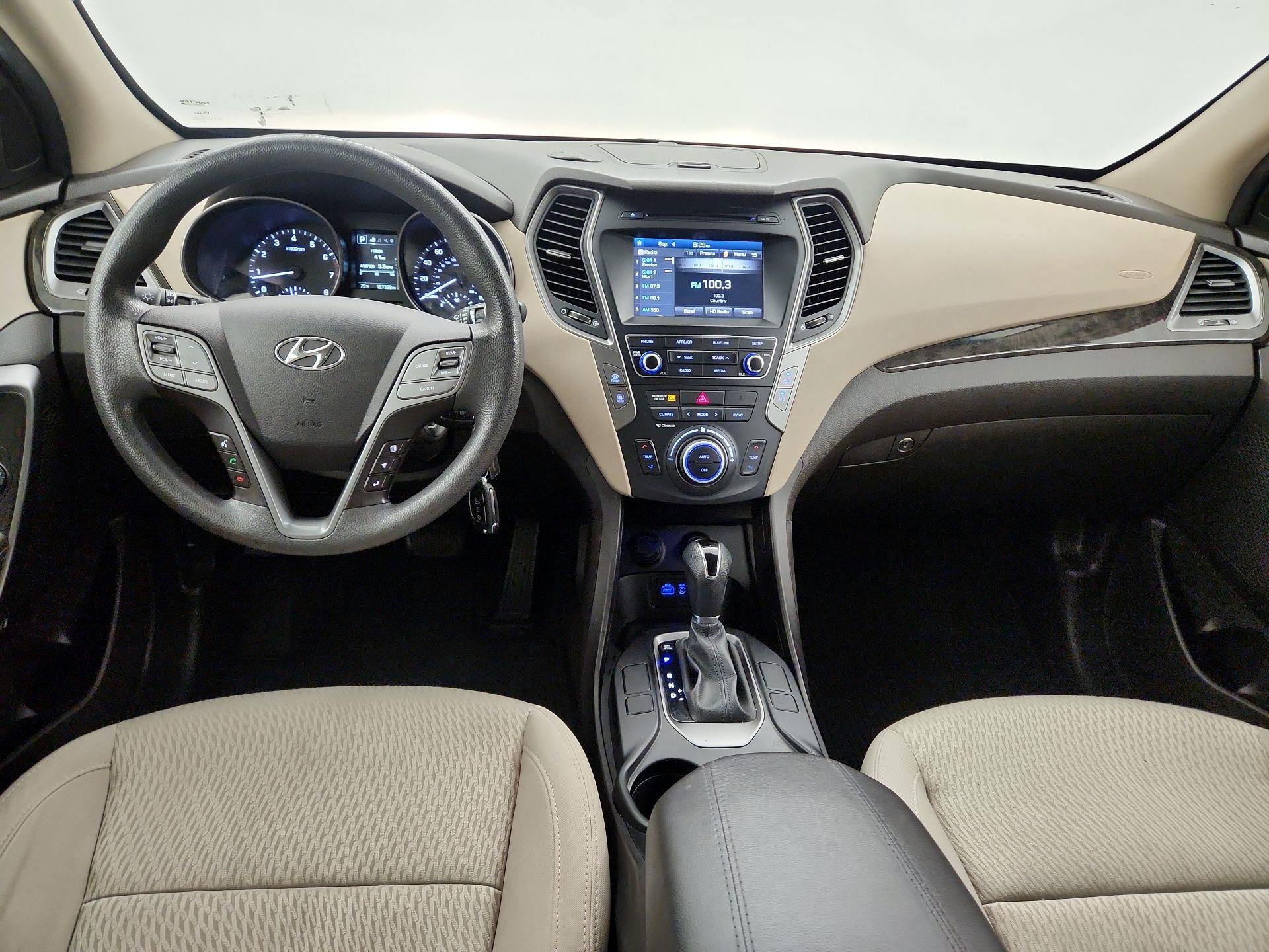 Thumbnail: 2017 Hyundai Santa Fe - 9