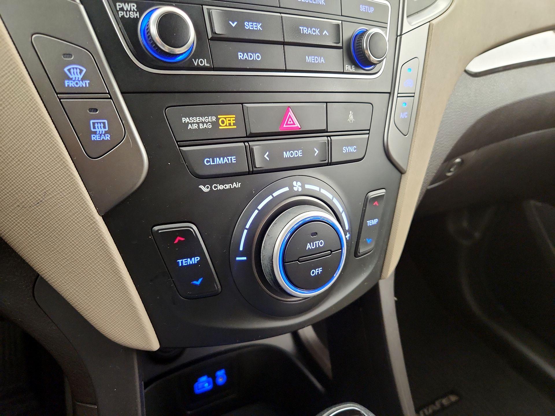 Thumbnail: 2017 Hyundai Santa Fe - 16