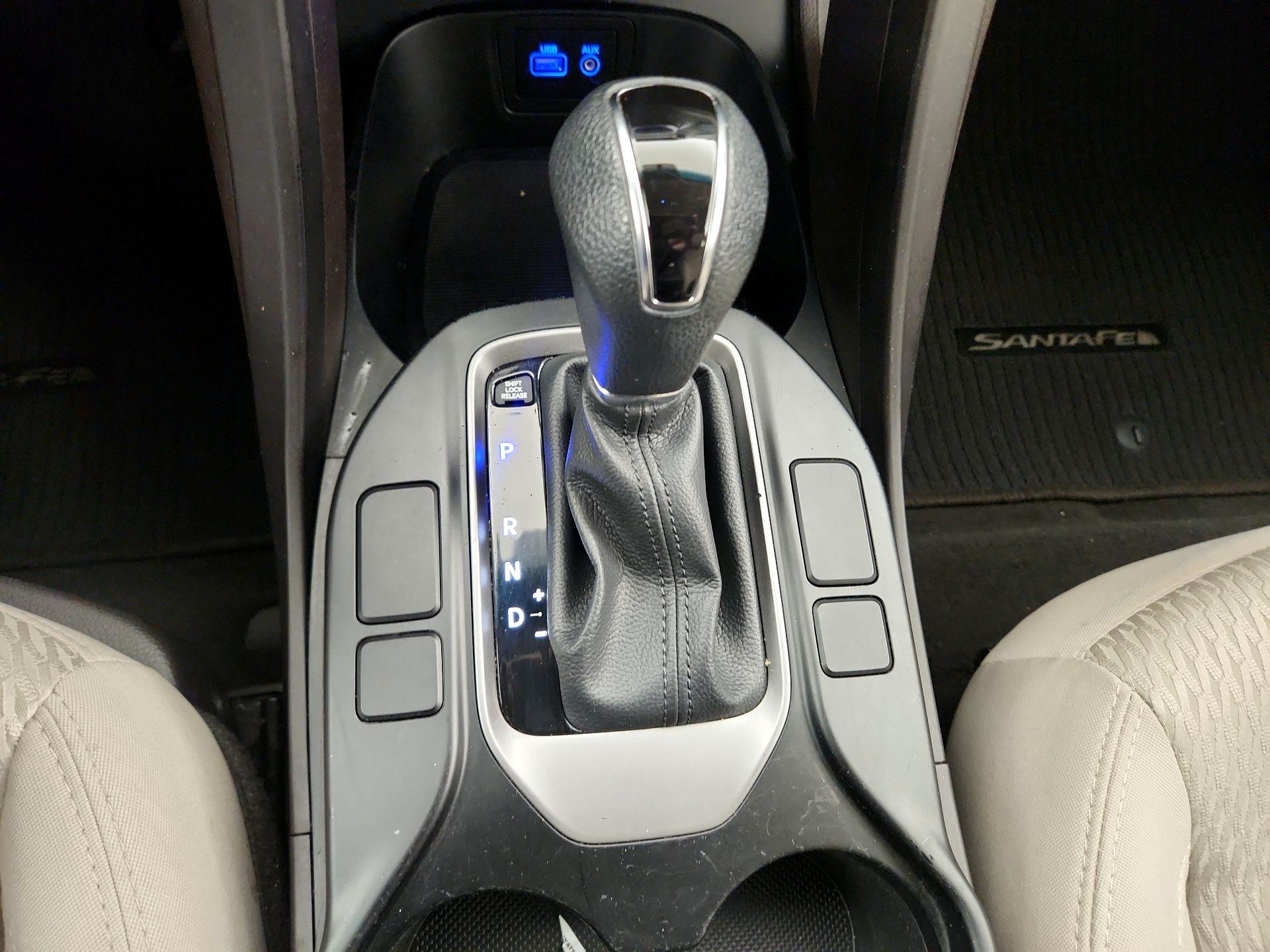 Thumbnail: 2017 Hyundai Santa Fe - 17