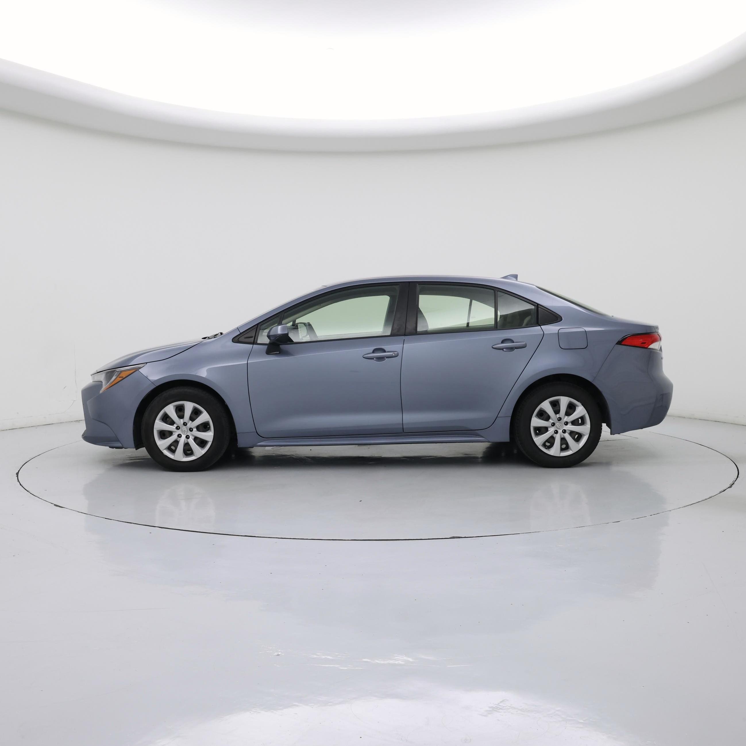 Thumbnail: 2022 Toyota Corolla - 3