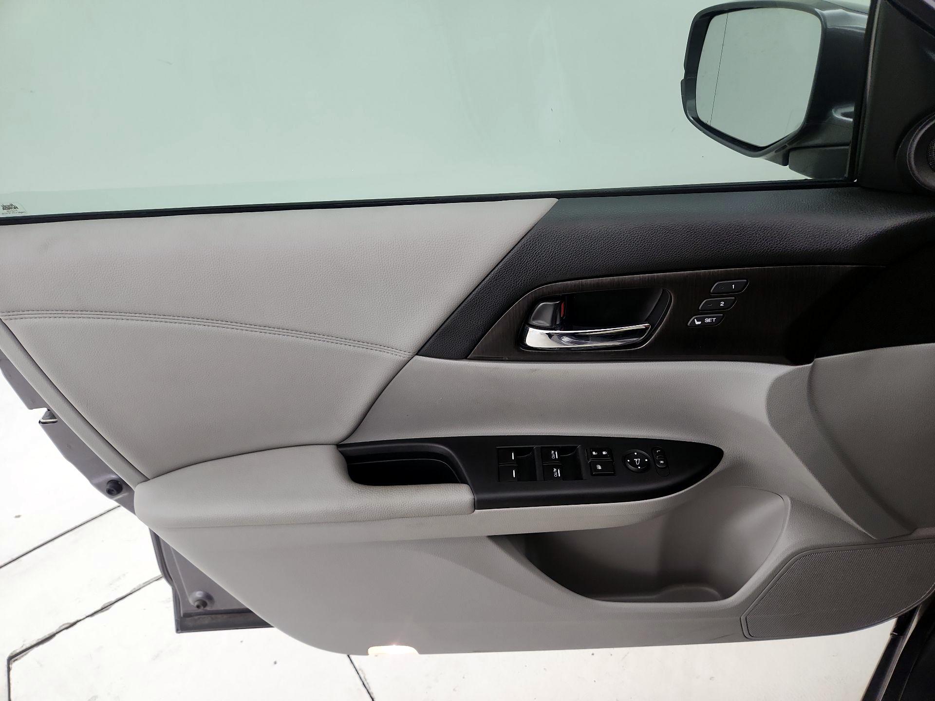 Thumbnail: 2014 Honda Accord - 12