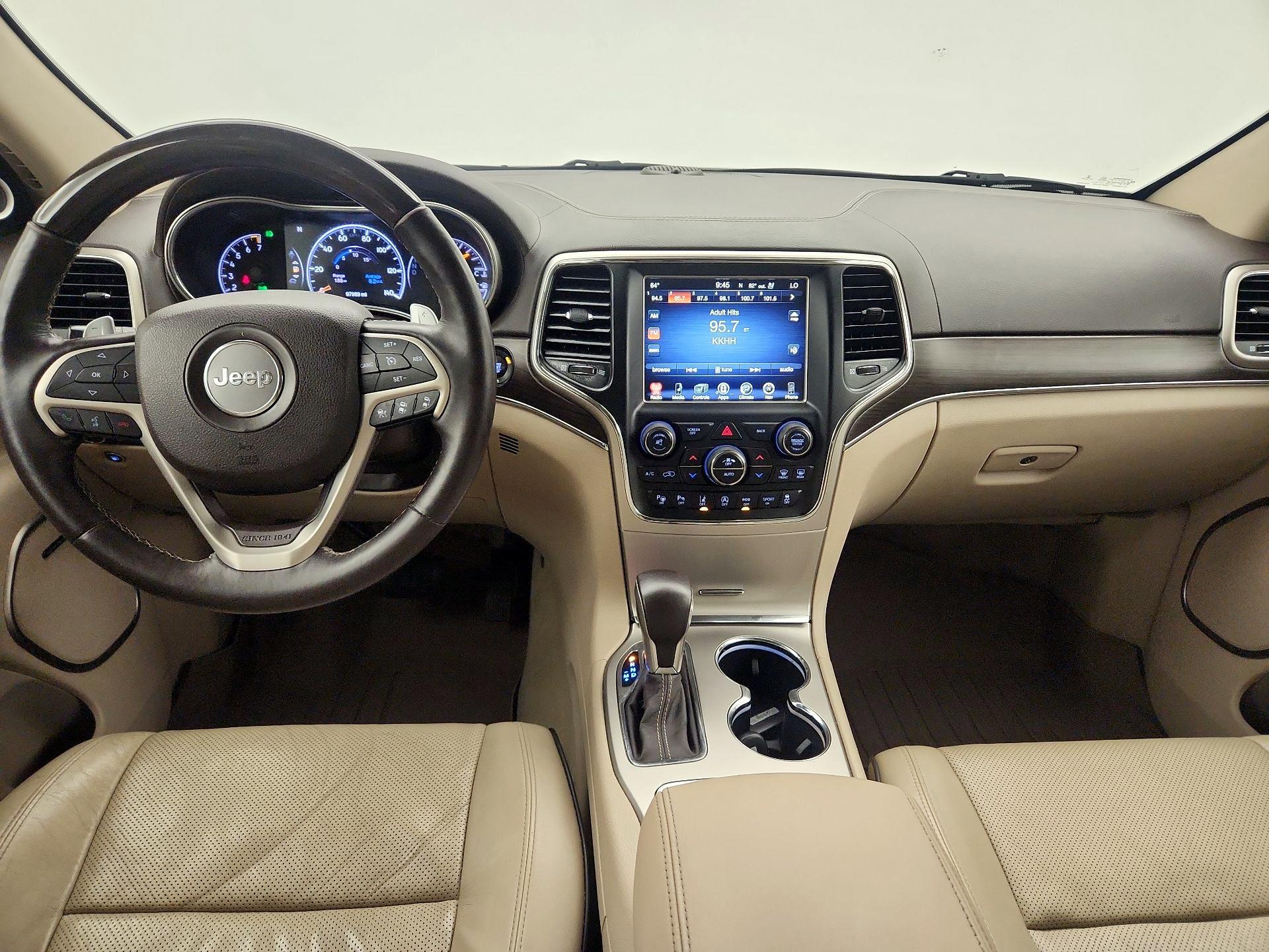Thumbnail: 2017 Jeep Grand Cherokee - 9