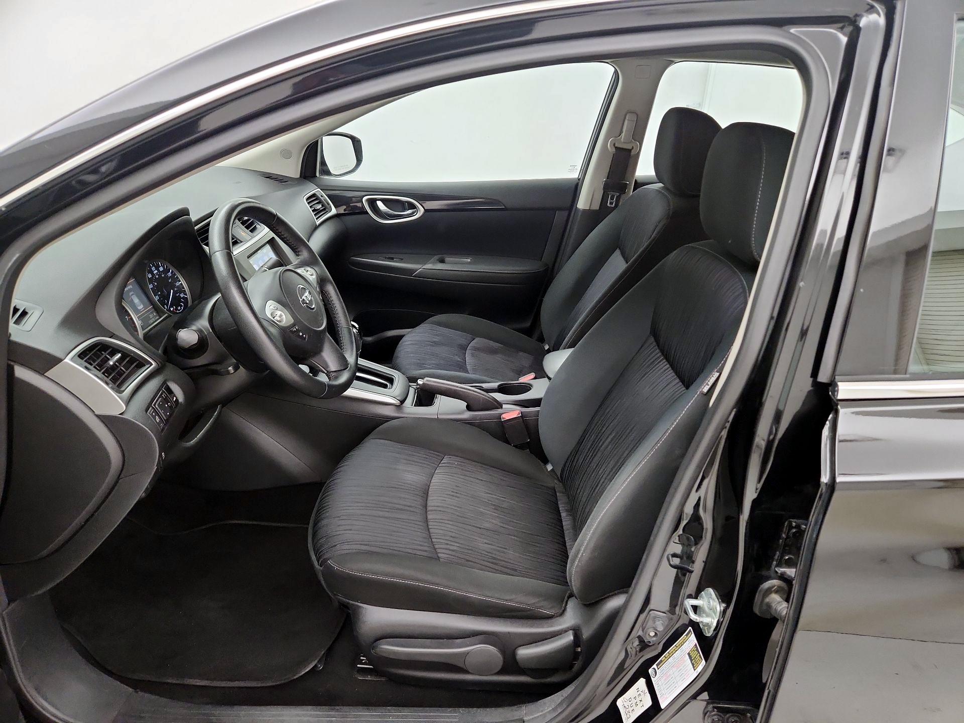 Thumbnail: 2019 Nissan Sentra - 11