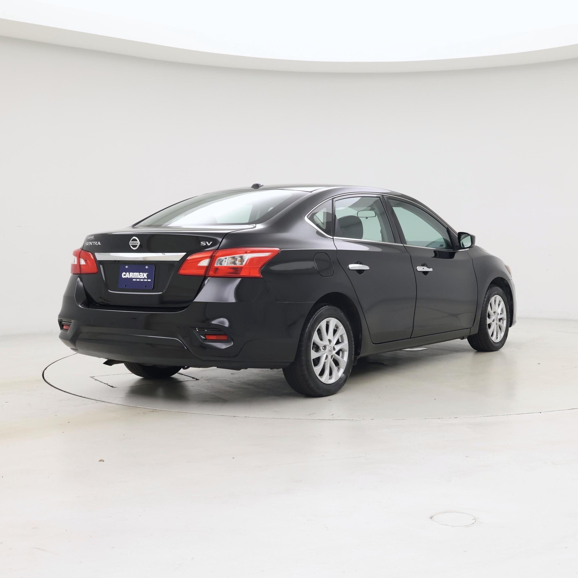 Thumbnail: 2019 Nissan Sentra - 8
