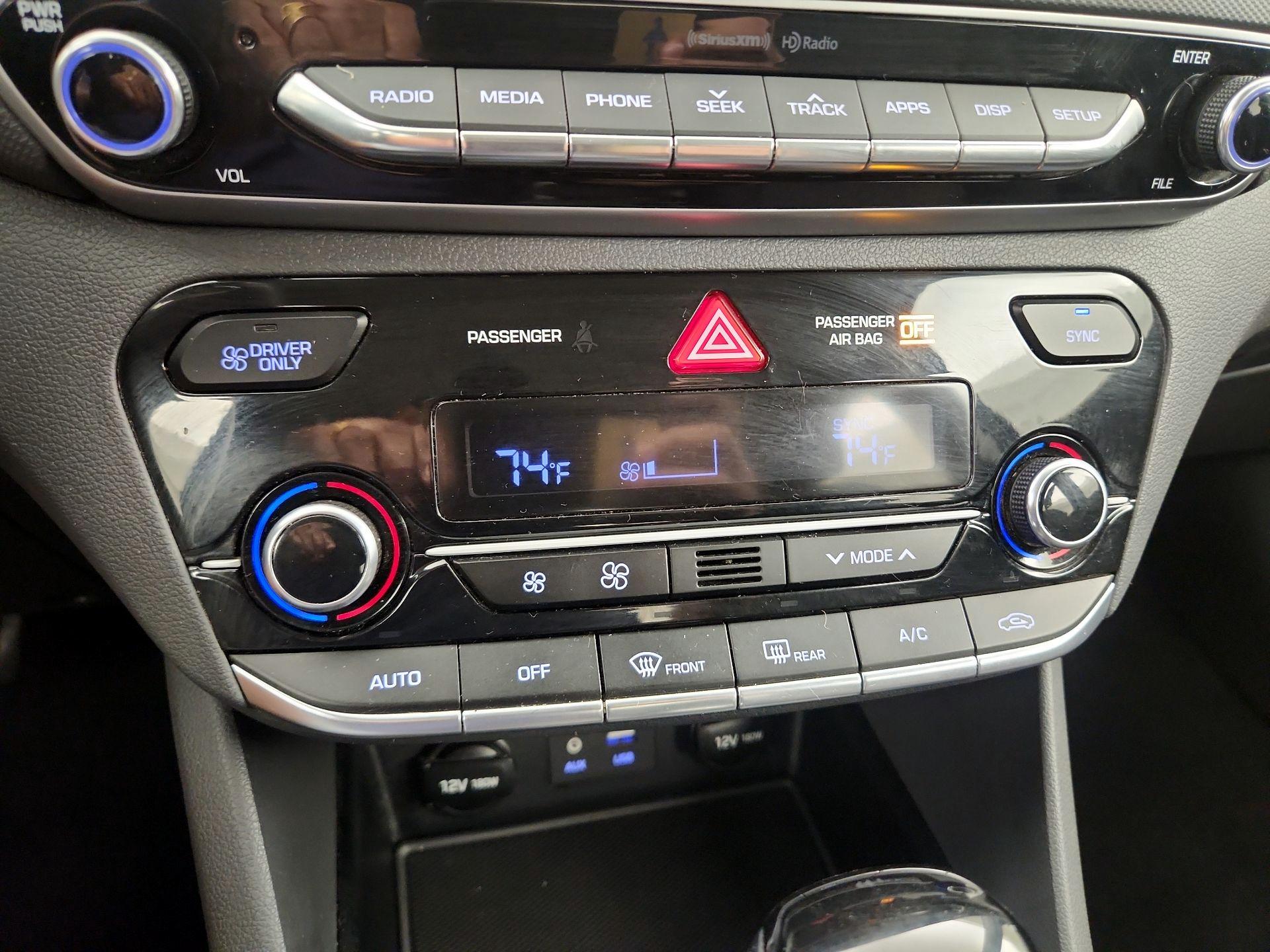 Thumbnail: 2018 Hyundai Ioniq - 16