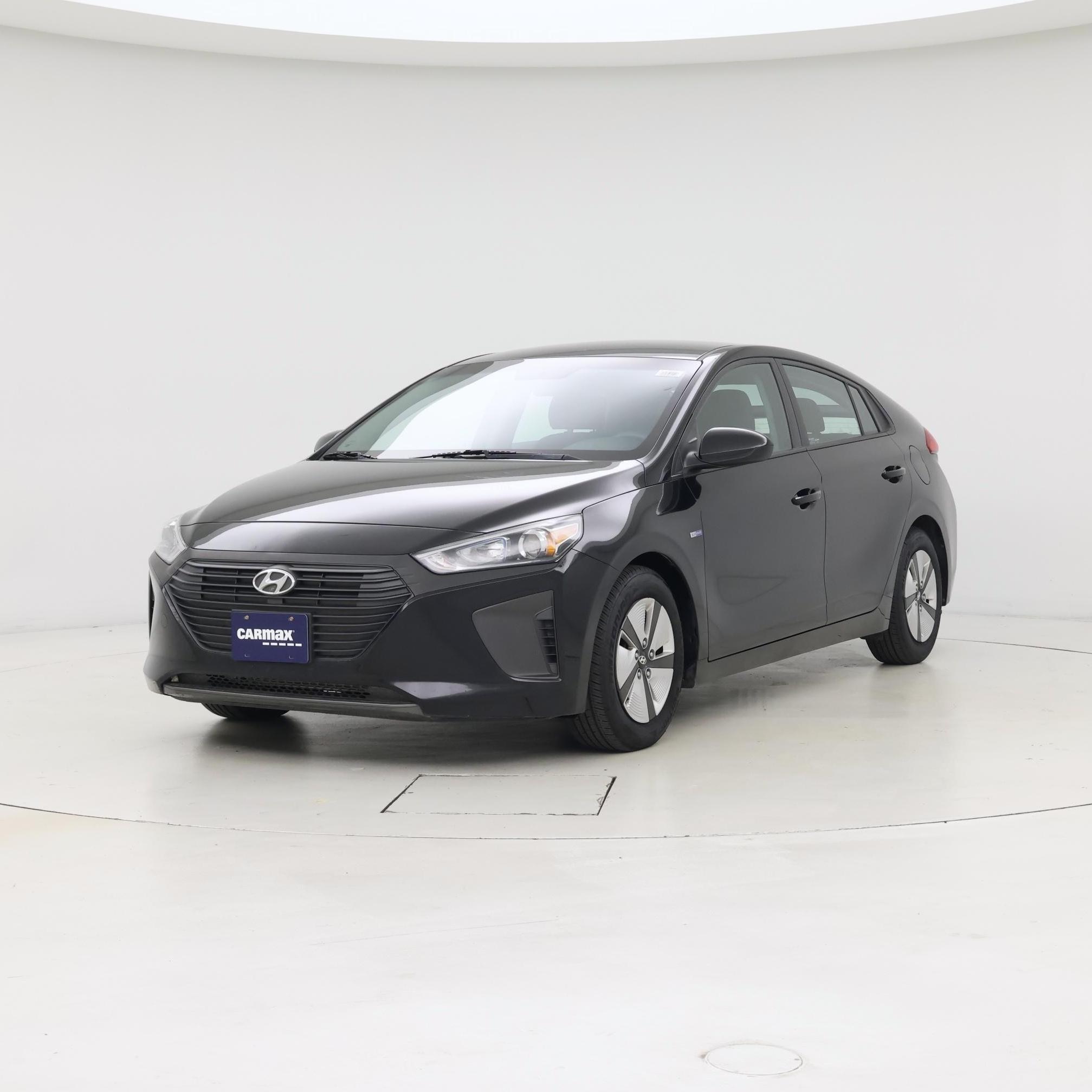 Thumbnail: 2018 Hyundai Ioniq - 4