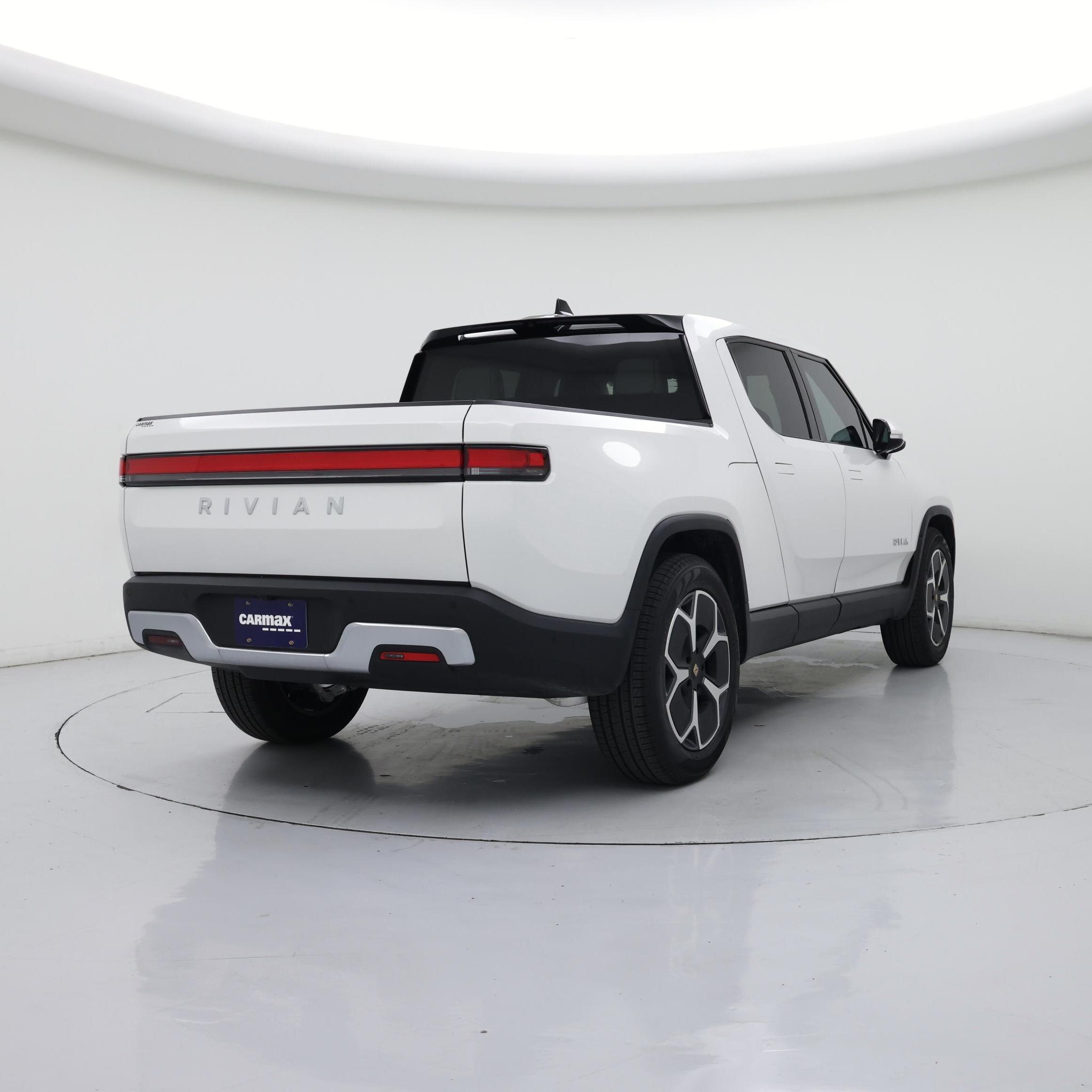 Thumbnail: 2023 Rivian R1T - 8