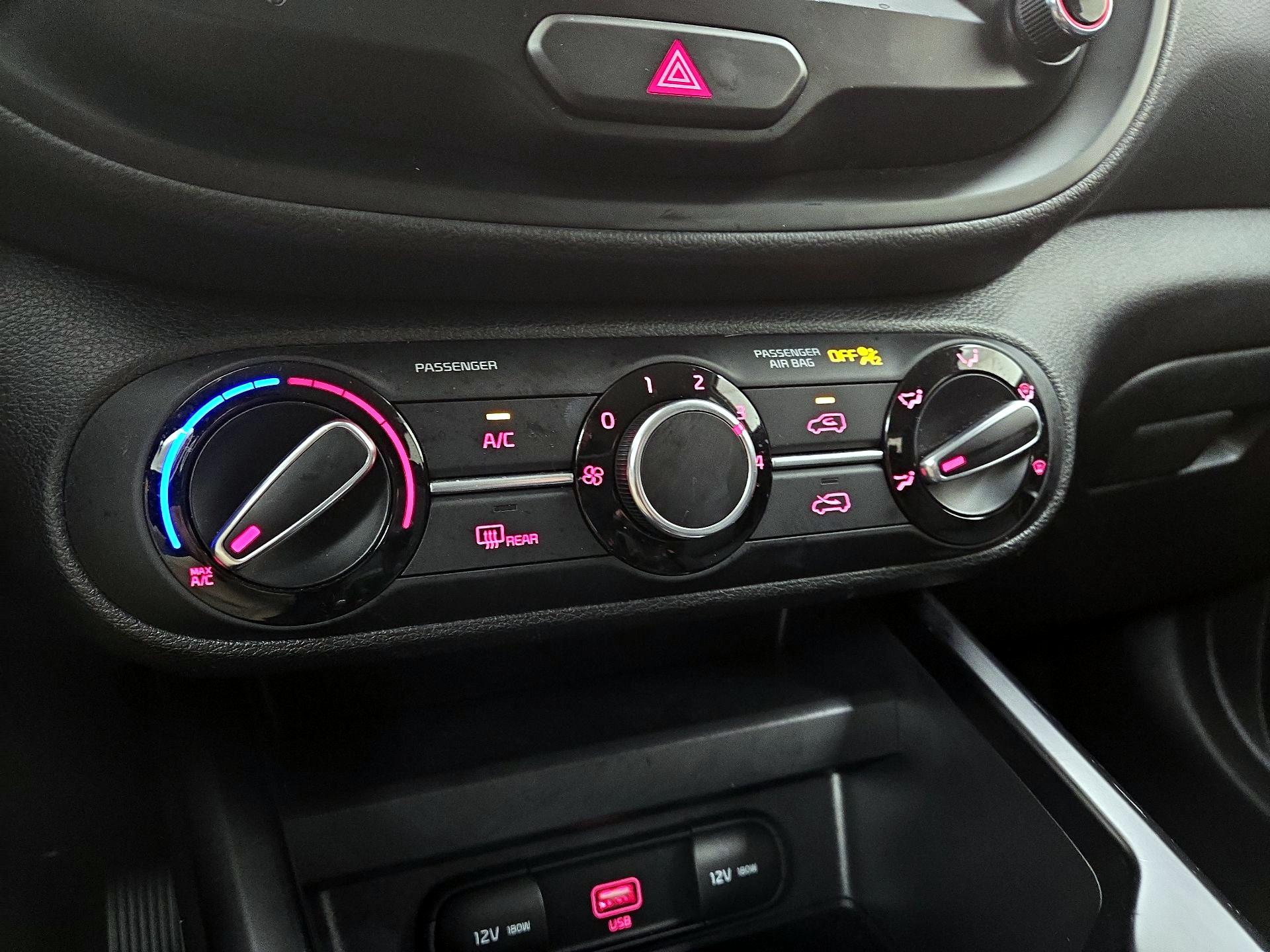 Thumbnail: 2021 Kia Soul - 16