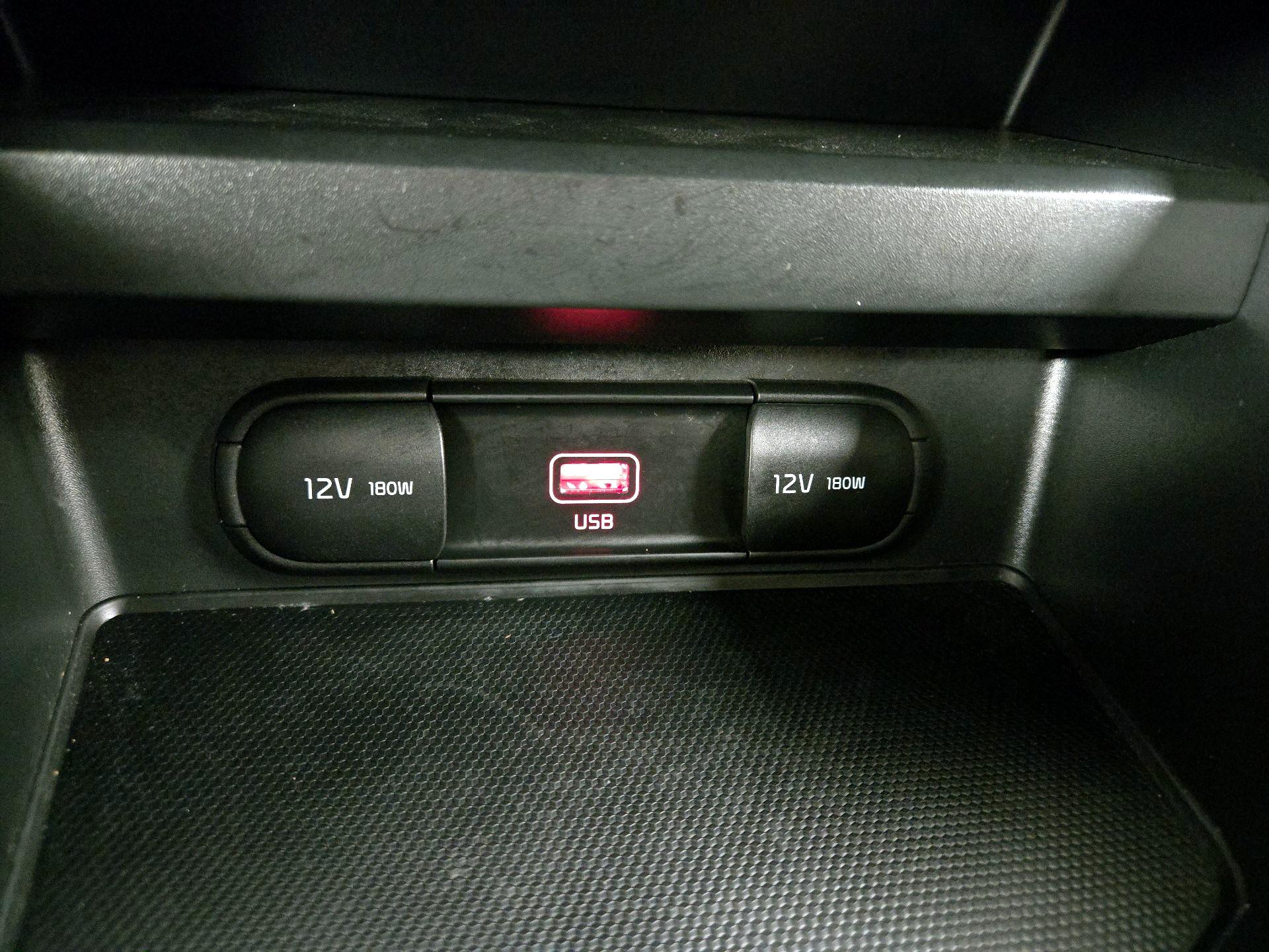 Thumbnail: 2021 Kia Soul - 18