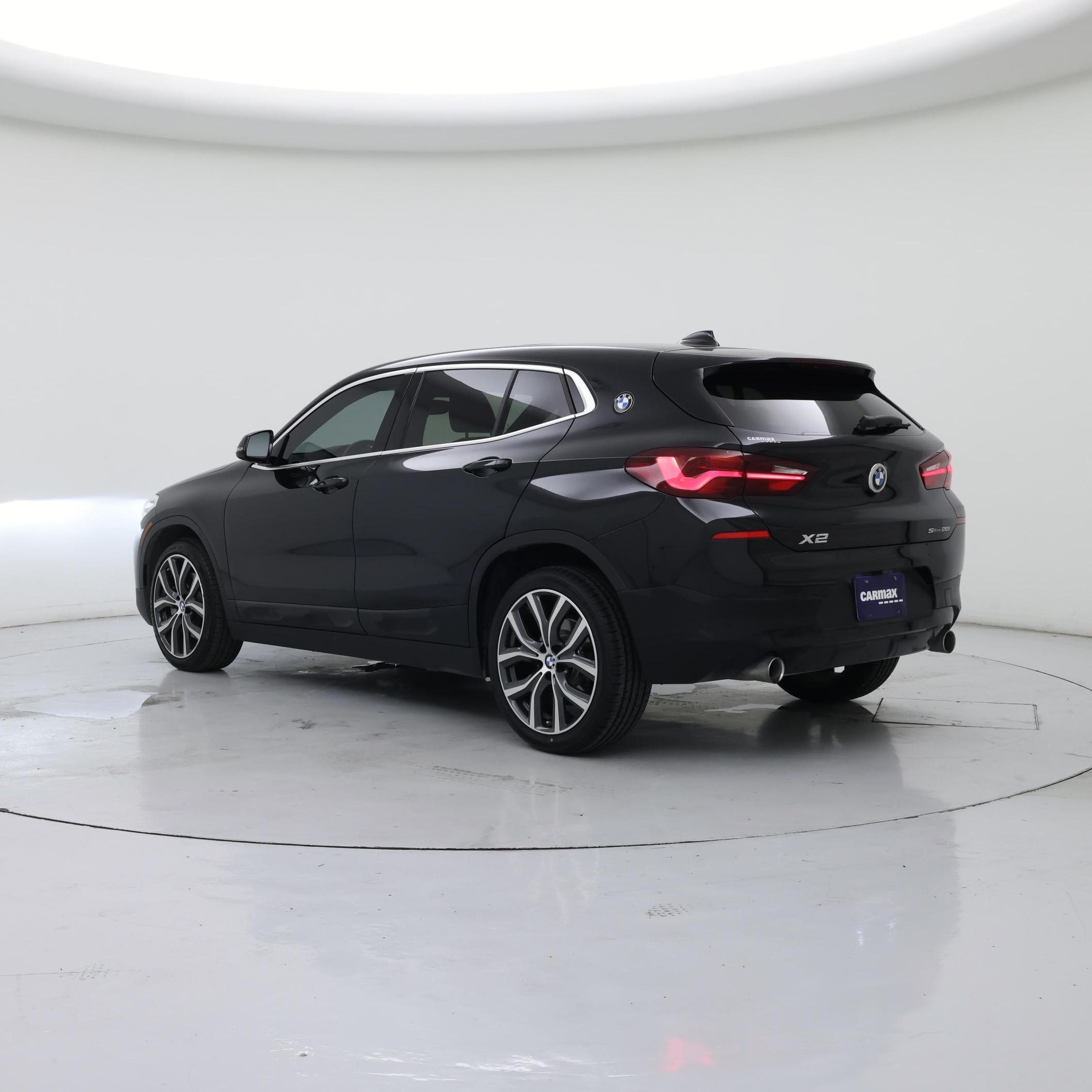 Thumbnail: 2021 BMW X2 - 2