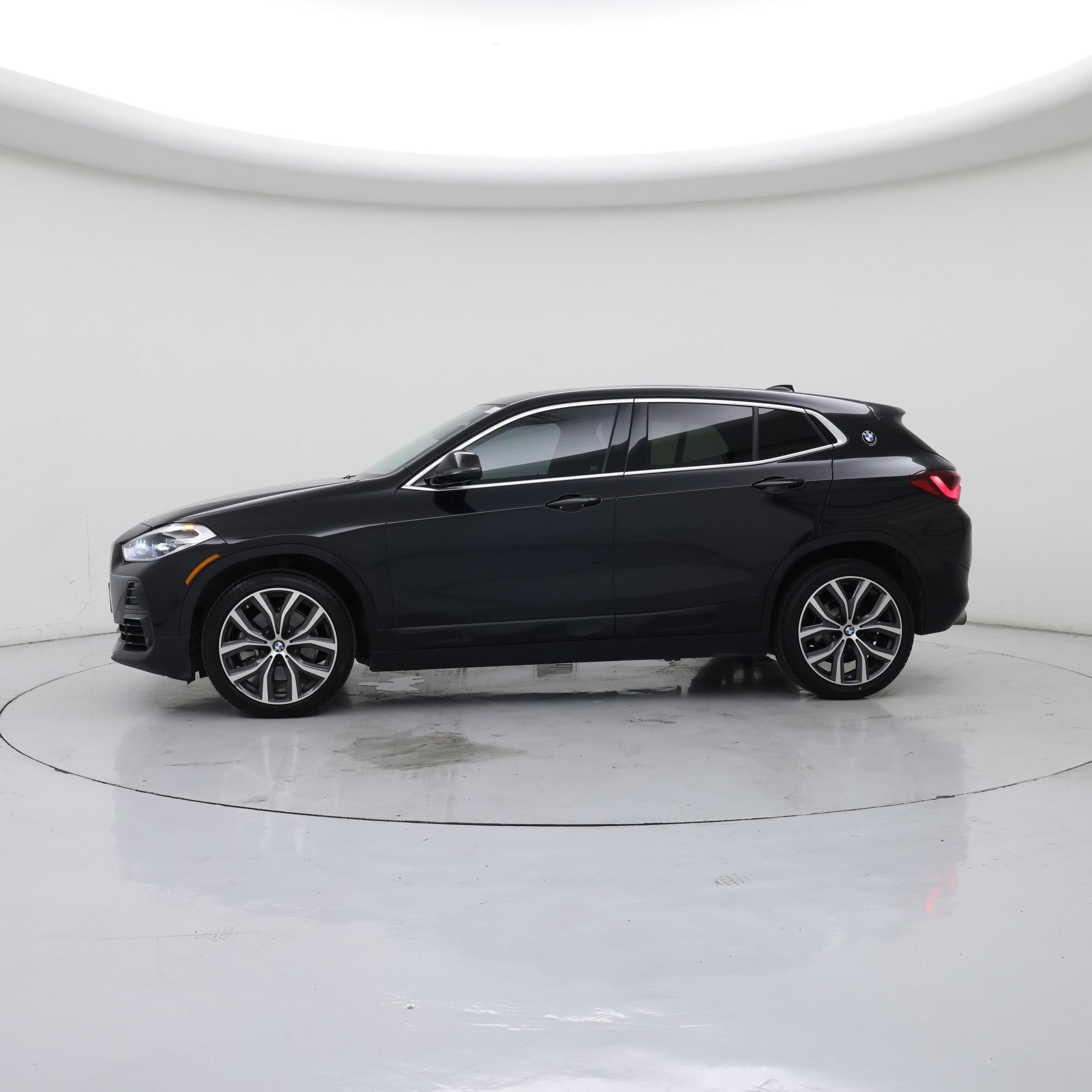Thumbnail: 2021 BMW X2 - 3