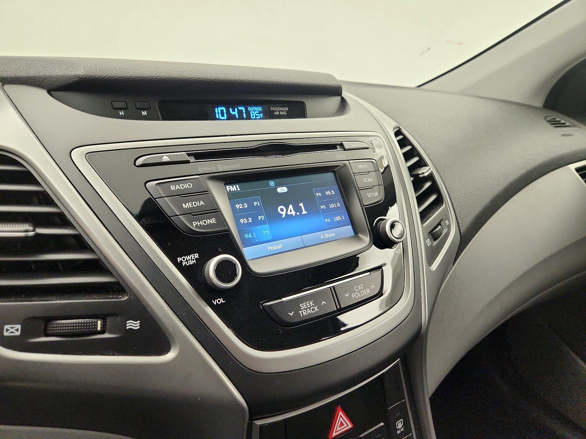 Thumbnail: 2015 Hyundai Elantra - 13