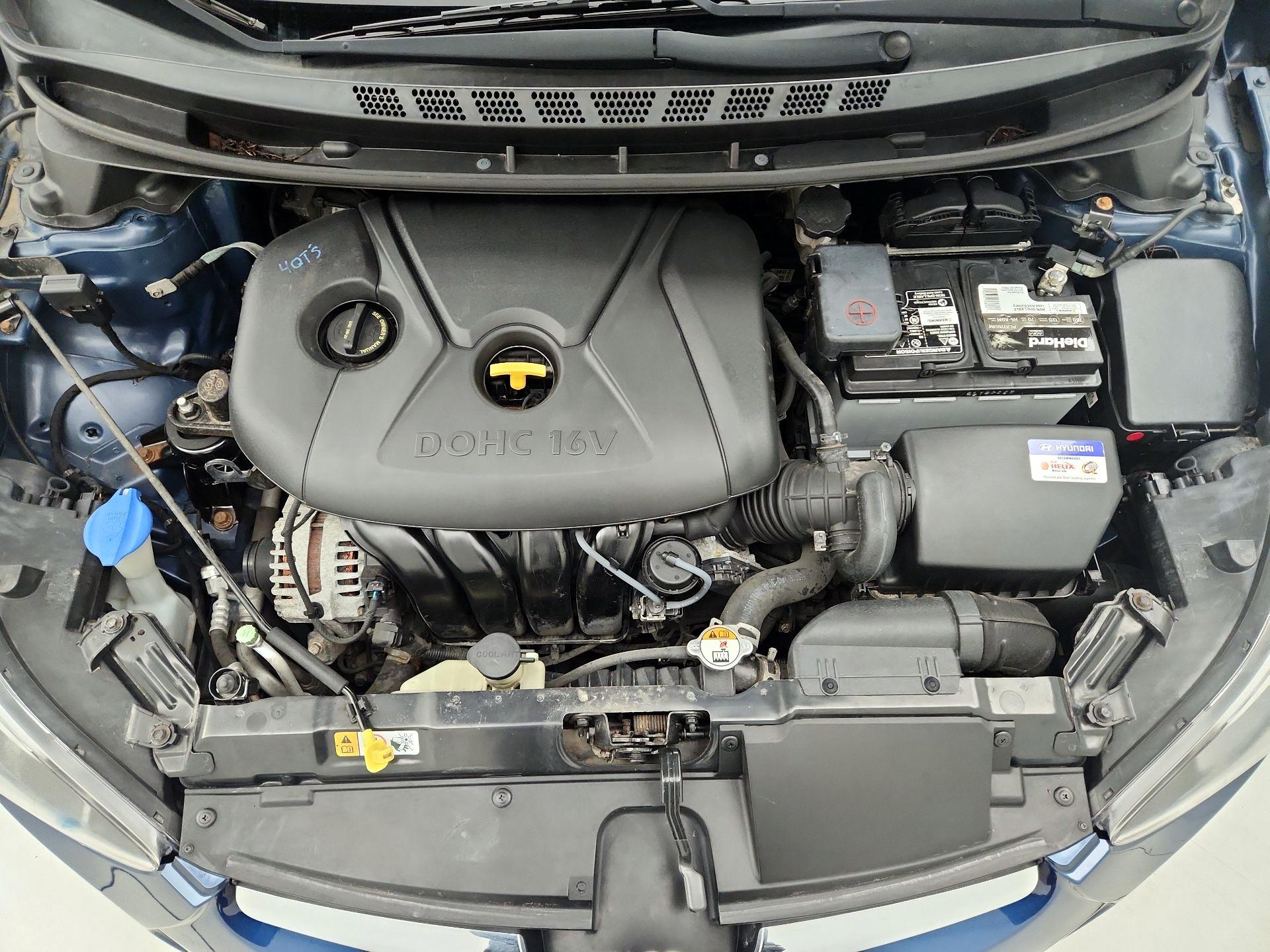 Thumbnail: 2015 Hyundai Elantra - 17
