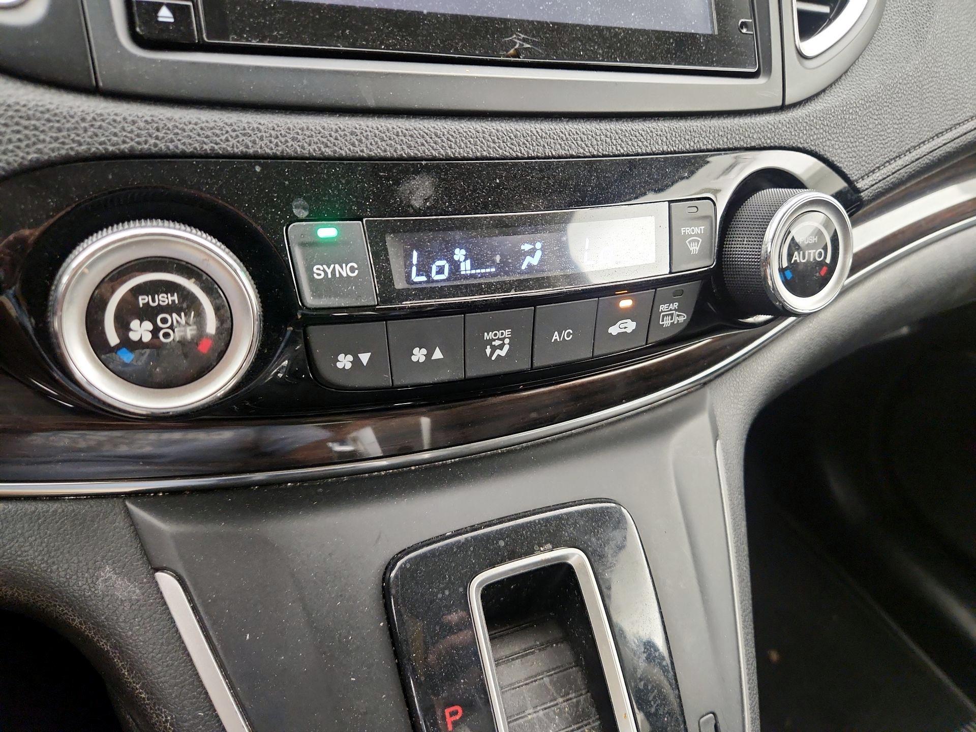 Thumbnail: 2015 Honda CR-V - 16