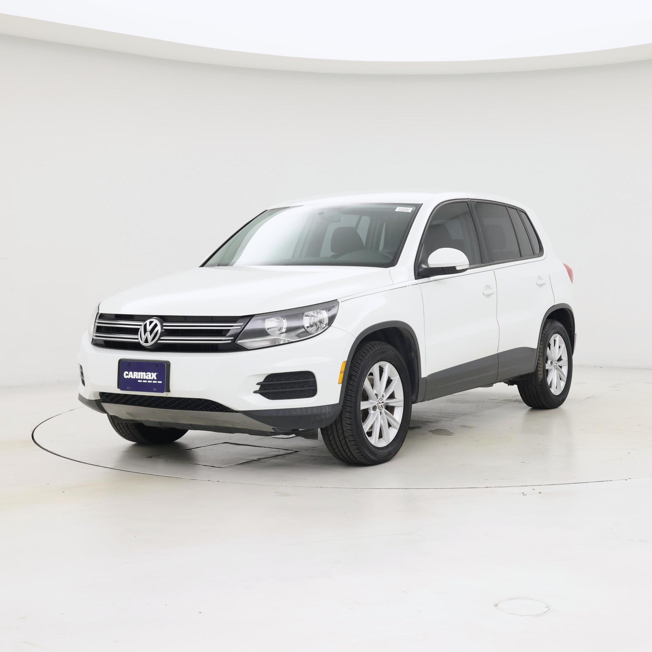 Thumbnail: 2017 Volkswagen Tiguan - 4