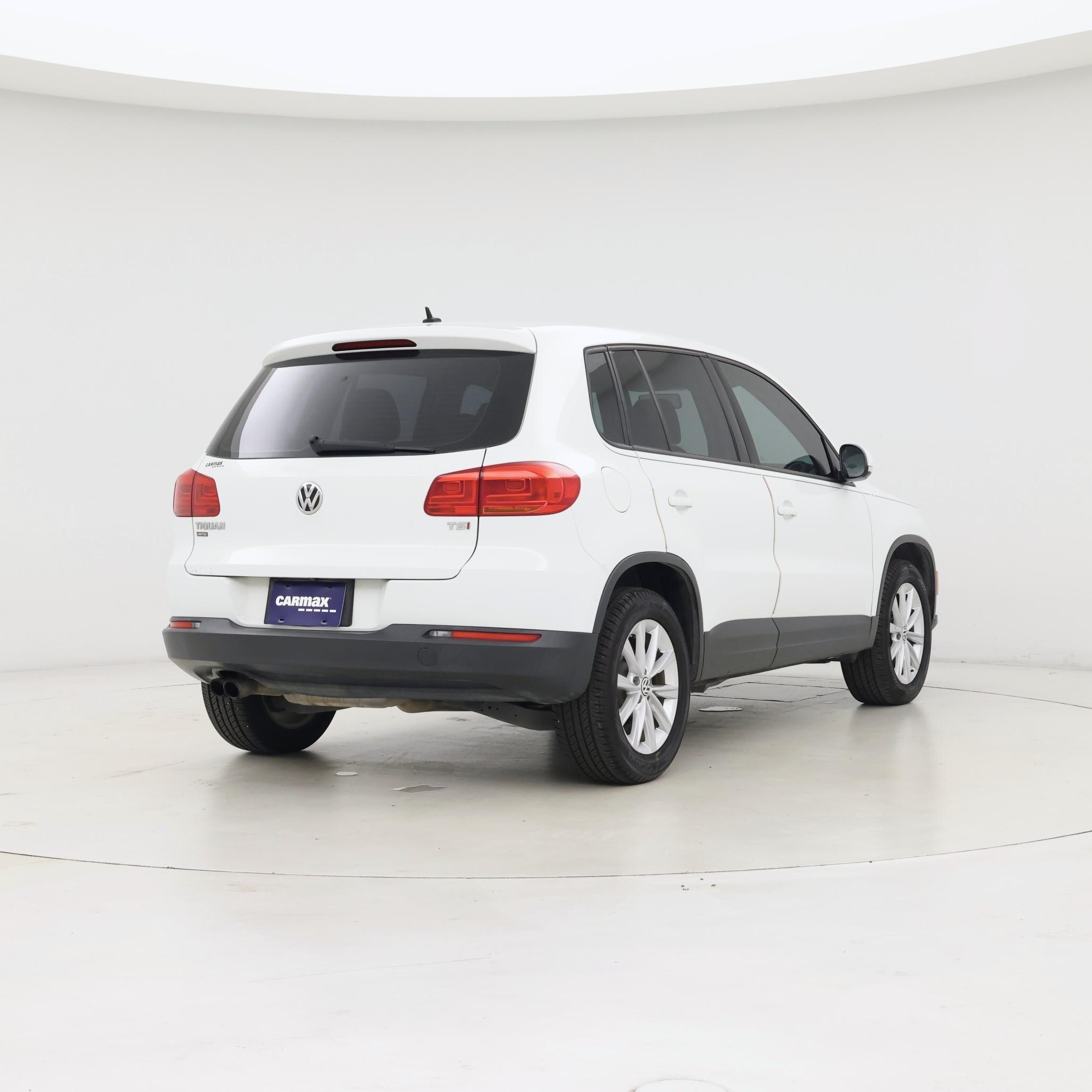 Thumbnail: 2017 Volkswagen Tiguan - 8