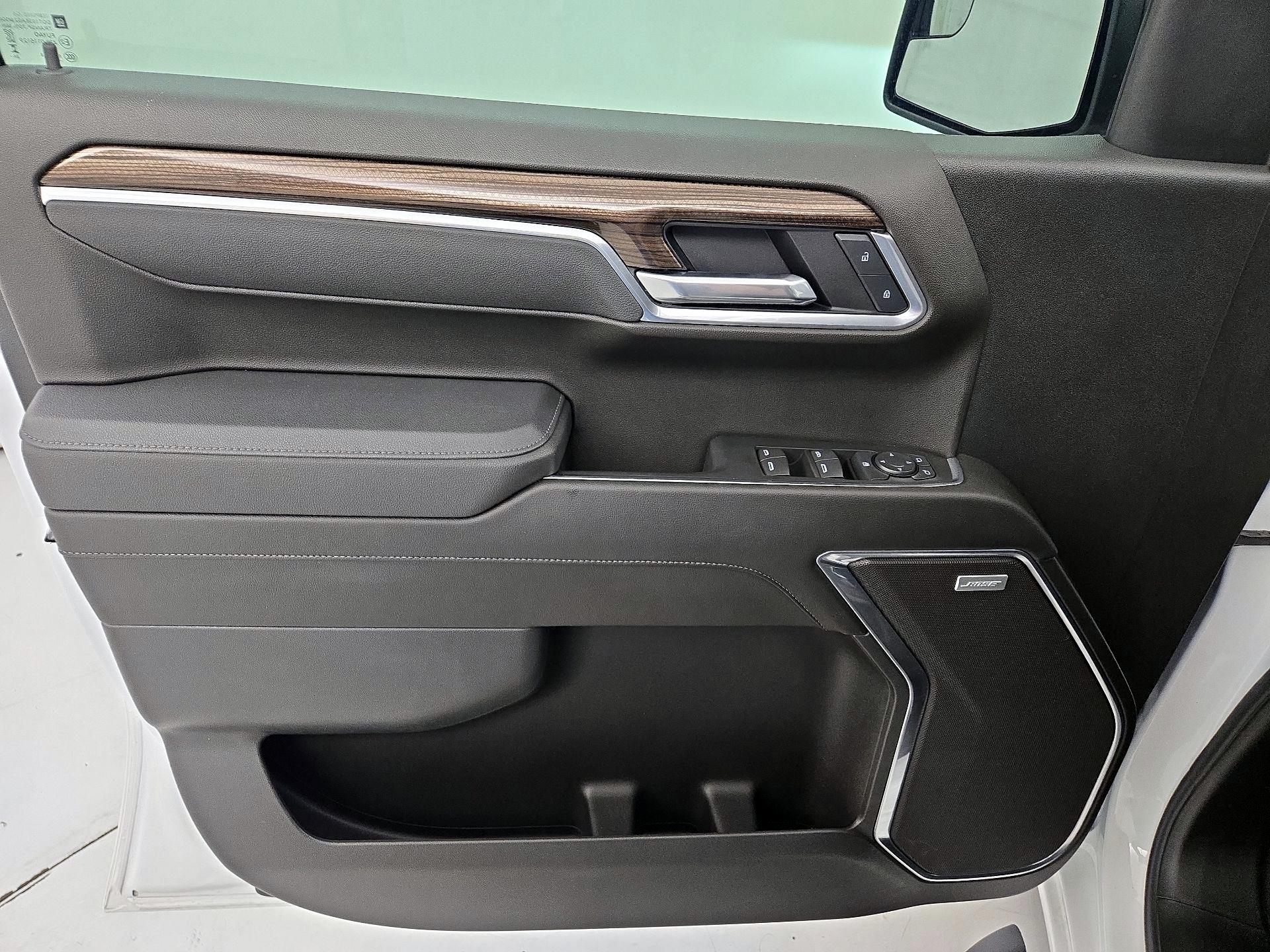 Thumbnail: 2025 Chevrolet Silverado 1500 - 12