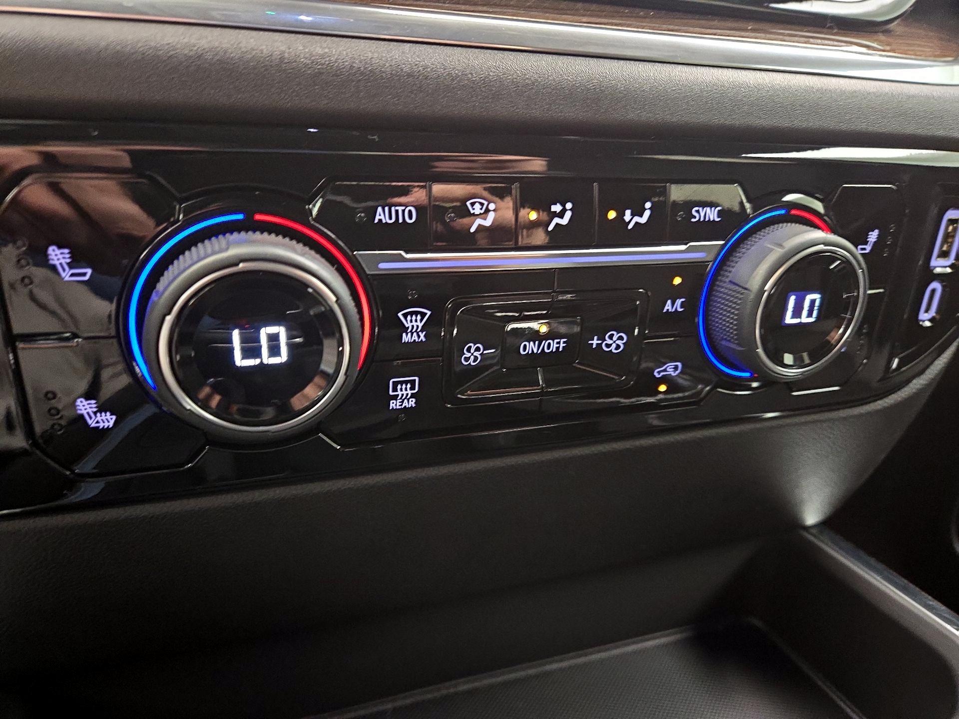 Thumbnail: 2025 Chevrolet Silverado 1500 - 17