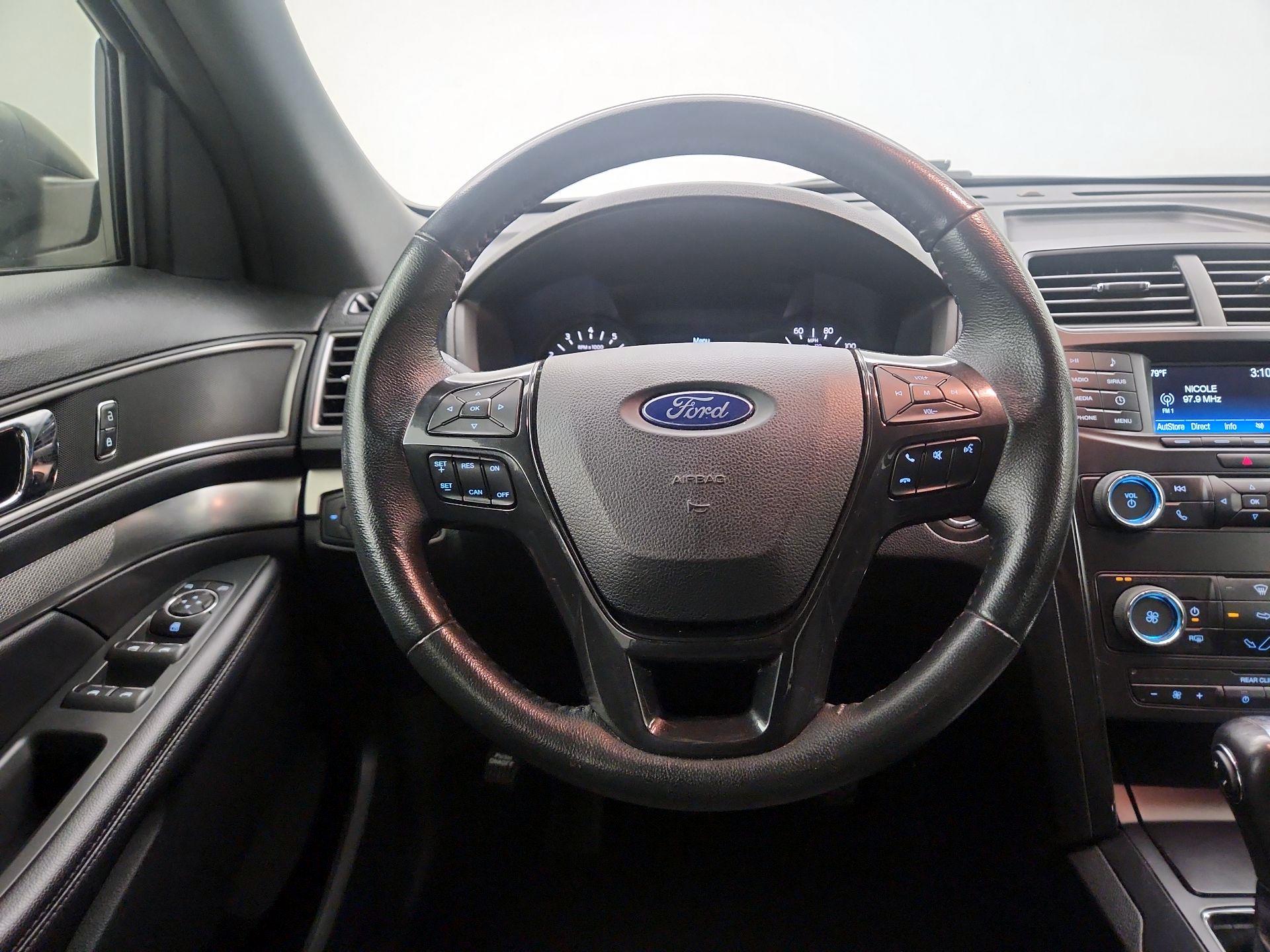 Thumbnail: 2019 Ford Explorer - 10