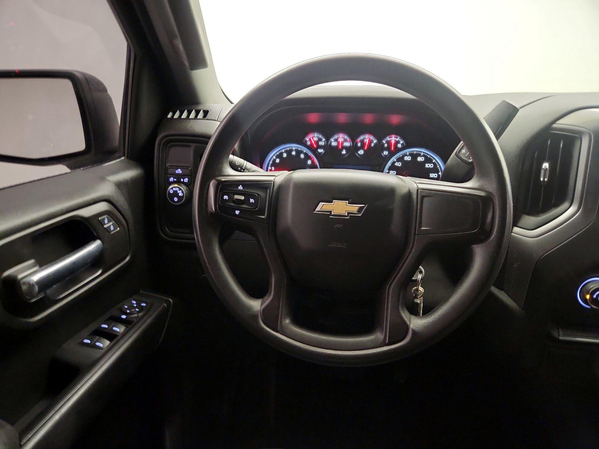 Thumbnail: 2020 Chevrolet Silverado 1500 - 10